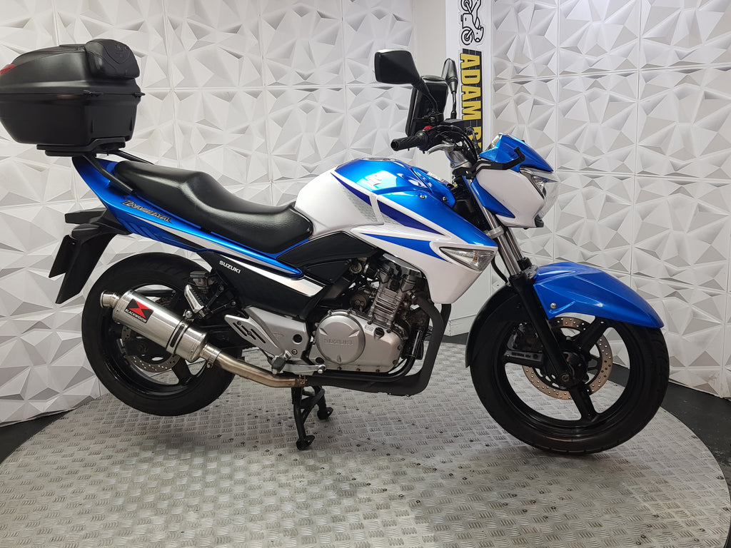 2016 Suzuki GW INAZUMA 250