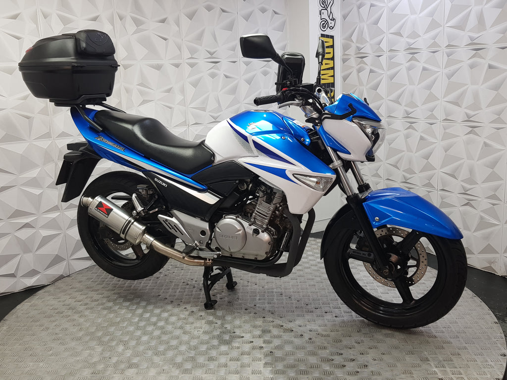 2016 Suzuki GW INAZUMA 250