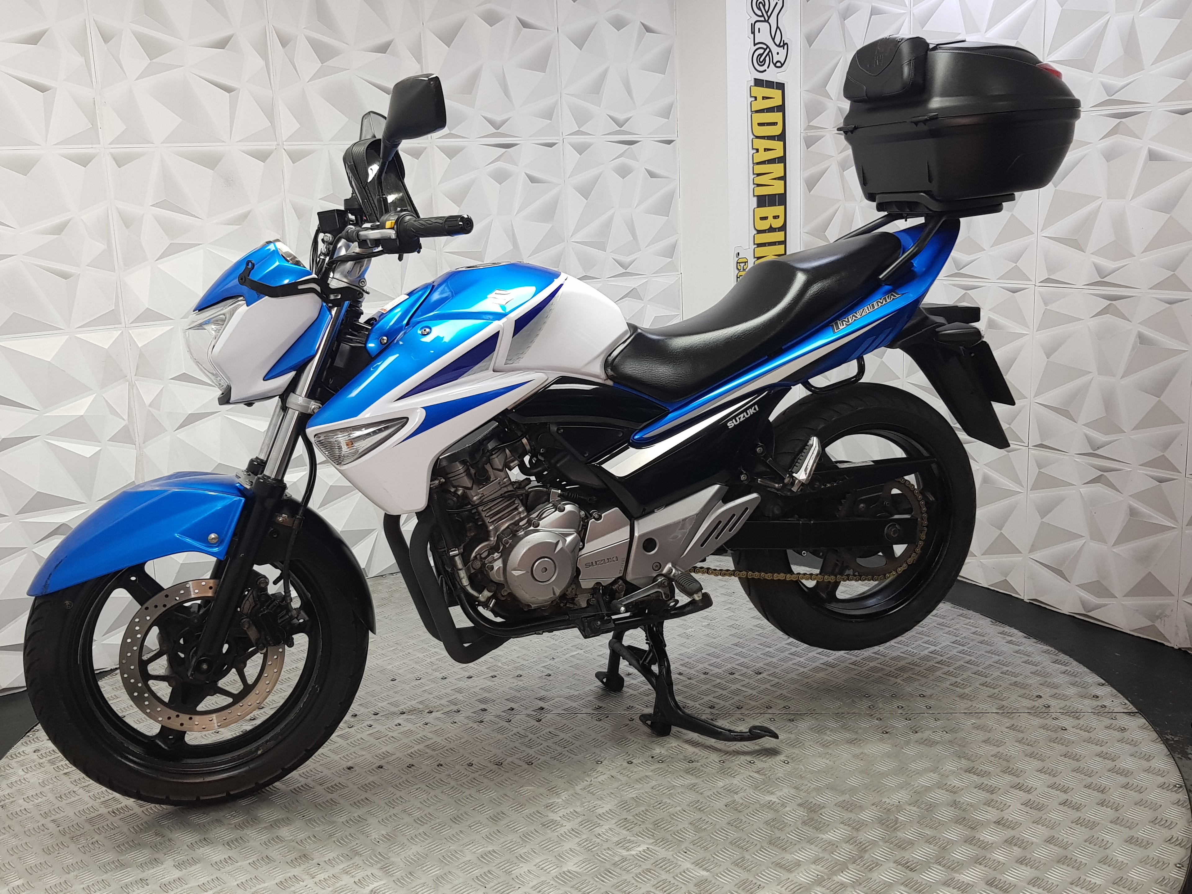 2016 Suzuki GW INAZUMA 250