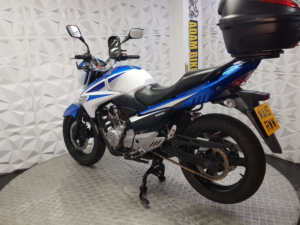 2016 Suzuki GW INAZUMA 250