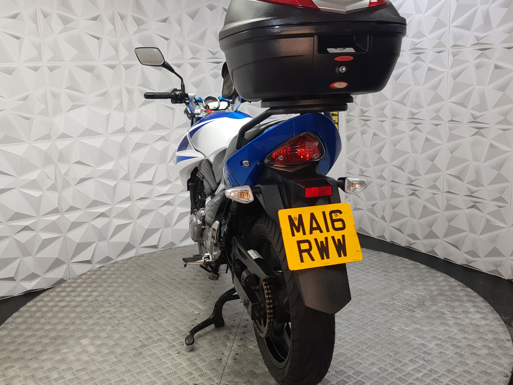 2016 Suzuki GW INAZUMA 250