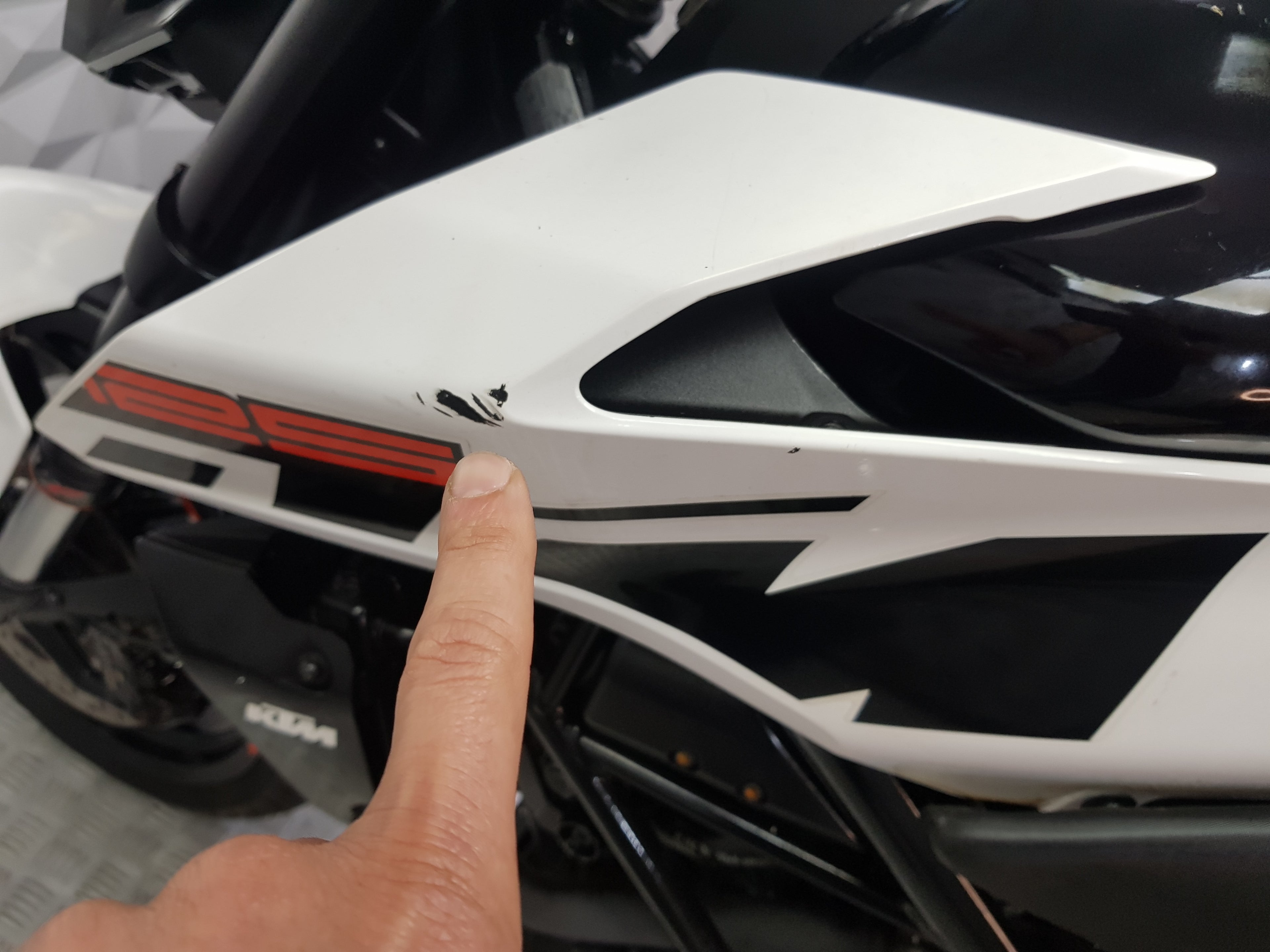 2020 ktm duke 125 ABS