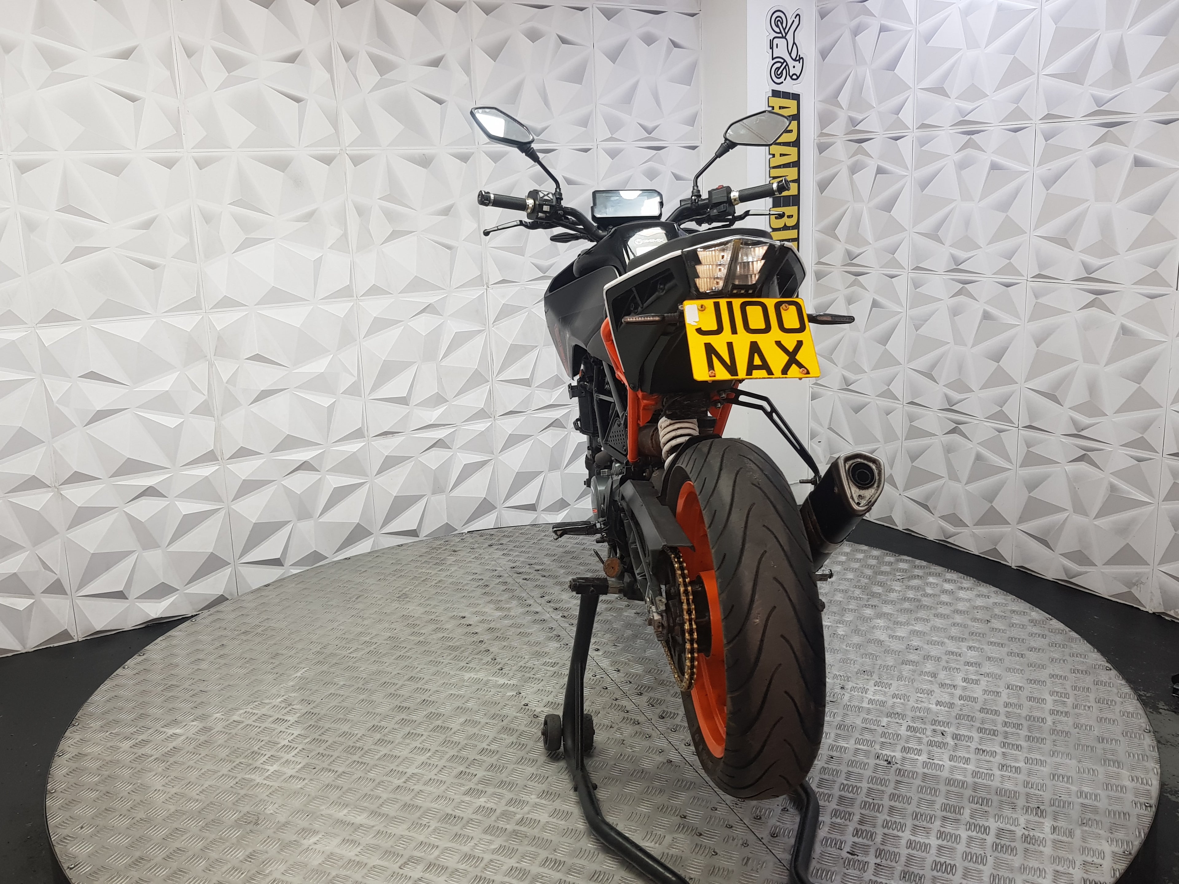 2020 KTM DUKE 125 ABS