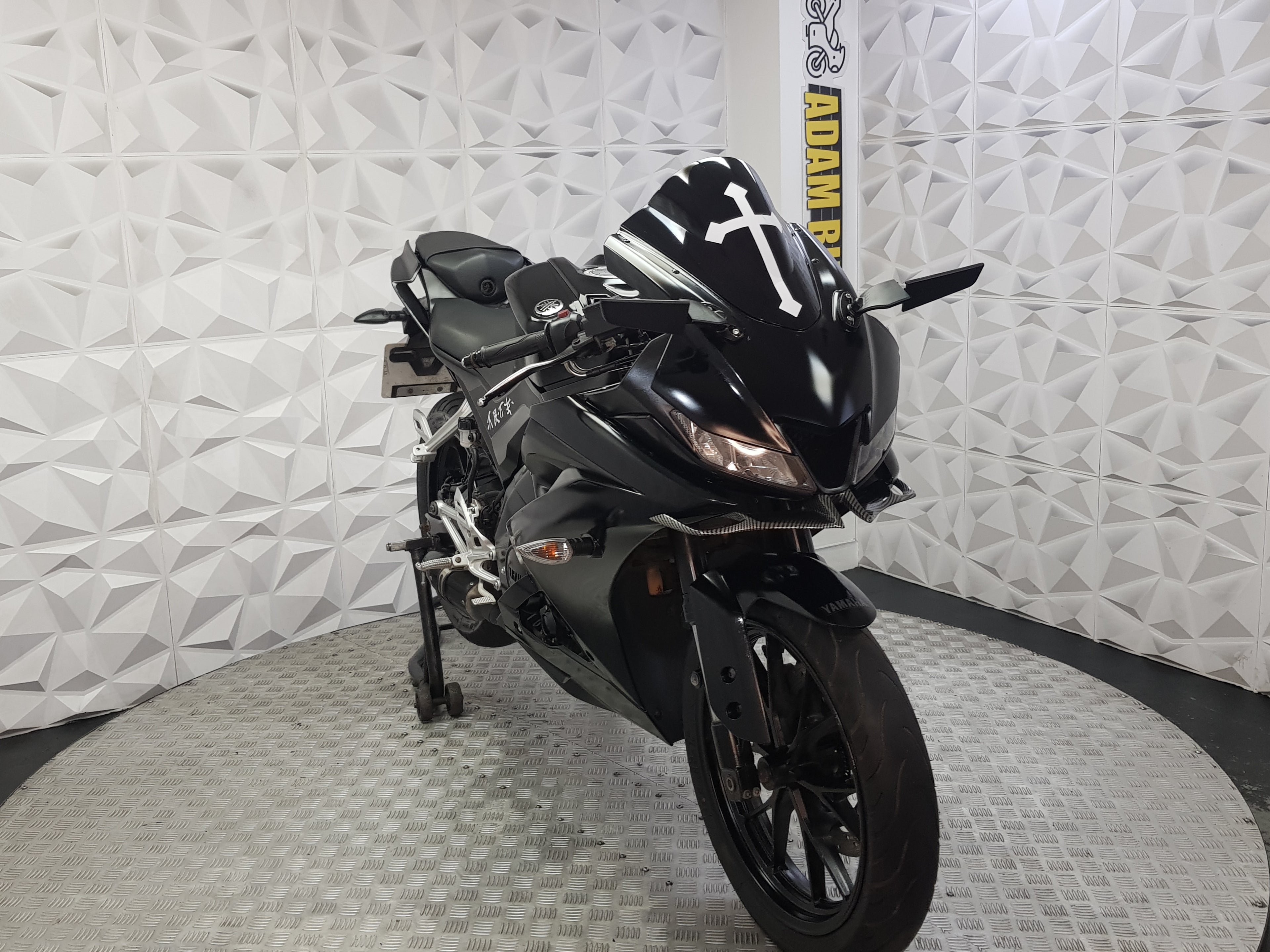 2022 YZF-R125 YAMAHA