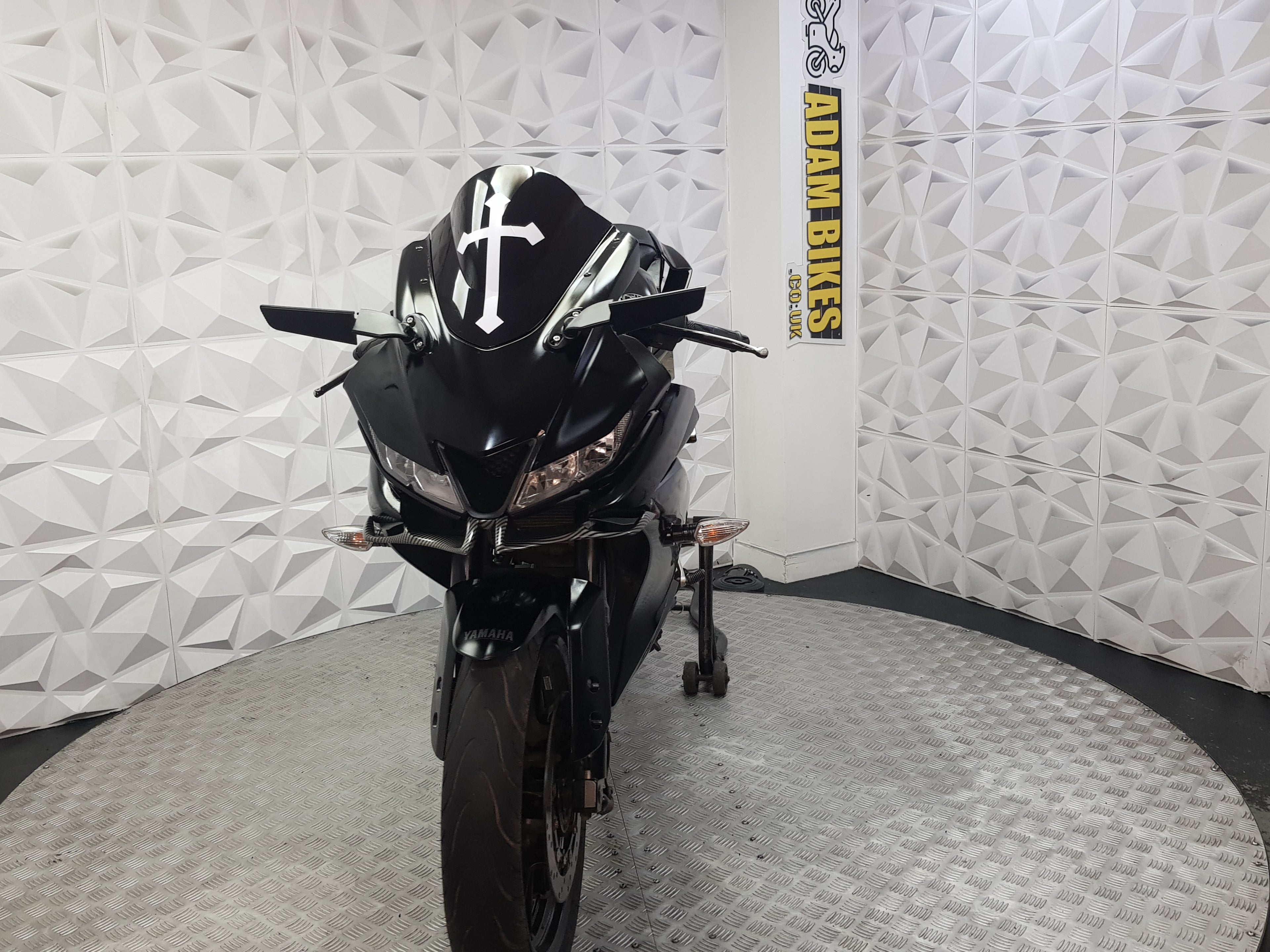 2022 YZF-R125 YAMAHA