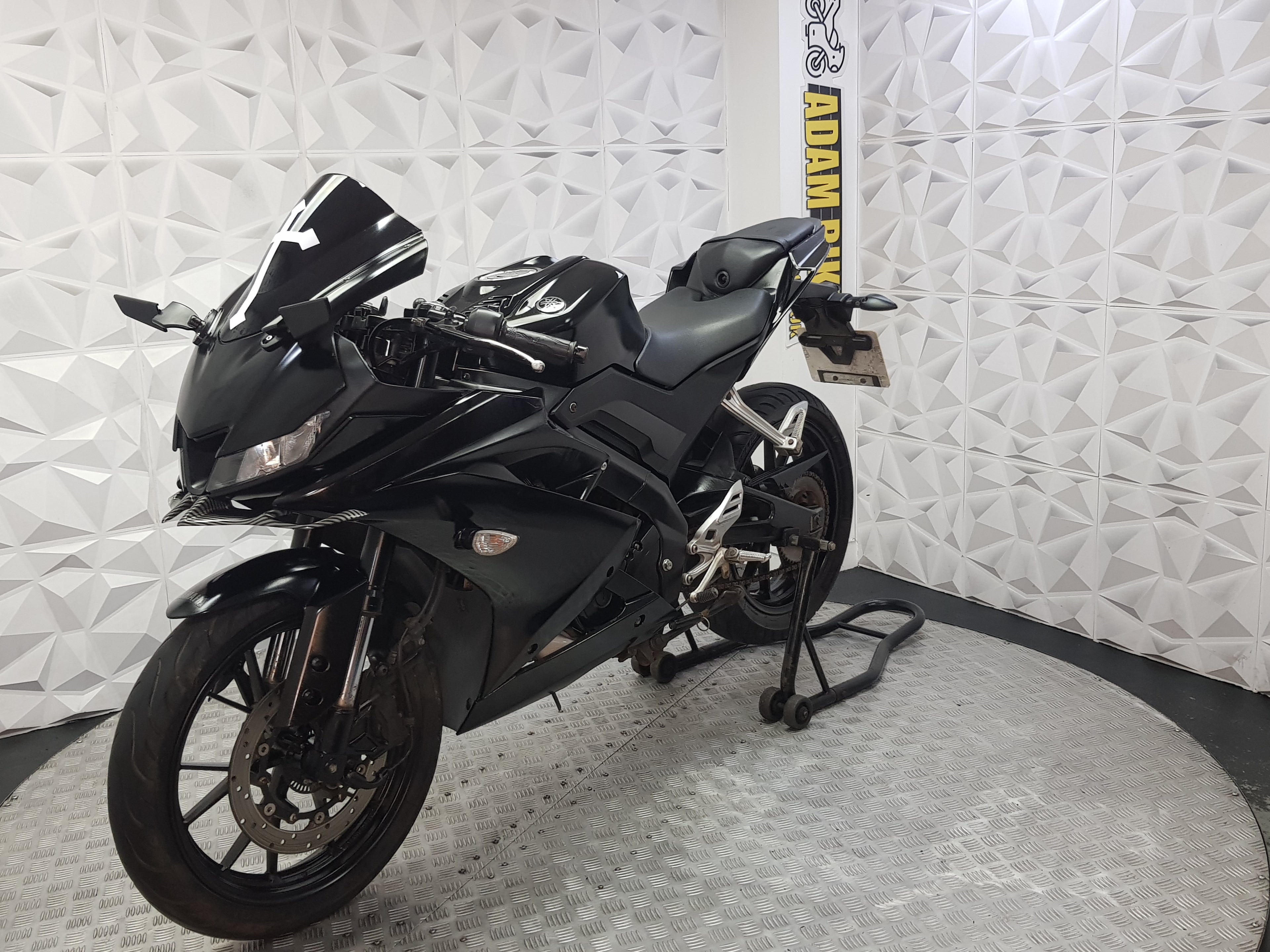 2022 YZF-R125 YAMAHA