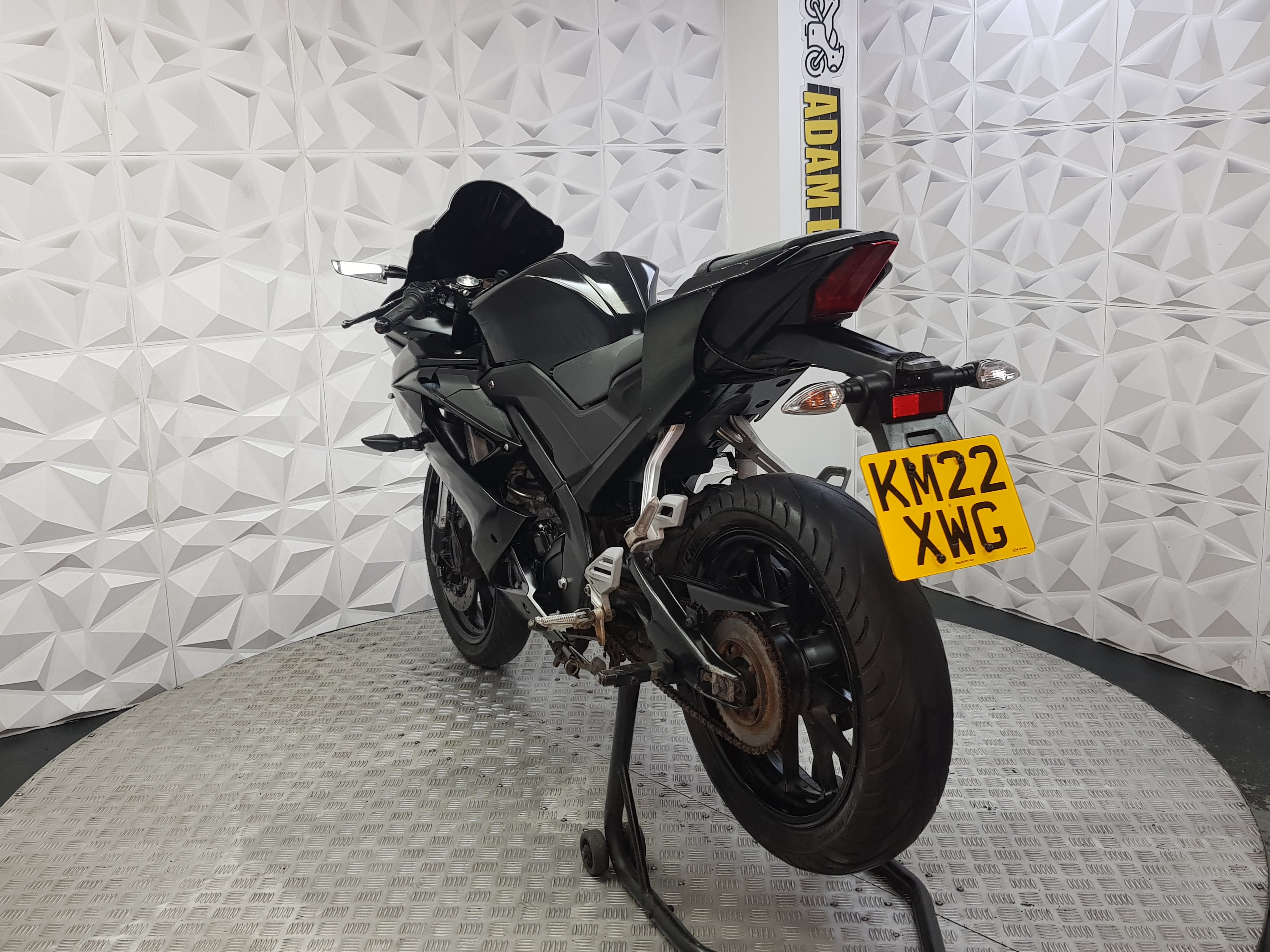 2022 YZF-R125 YAMAHA