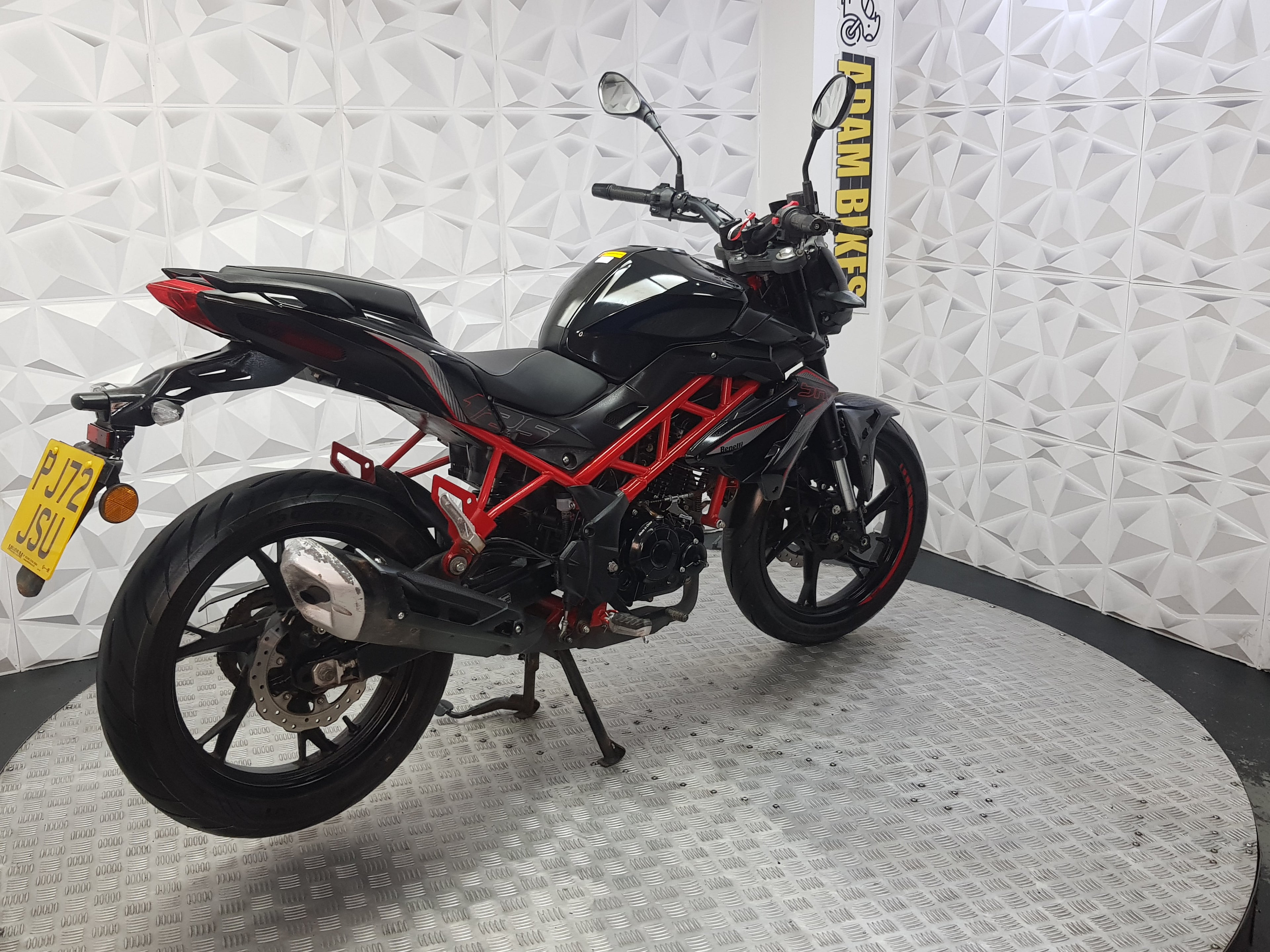 2022 BENELLI BN 125