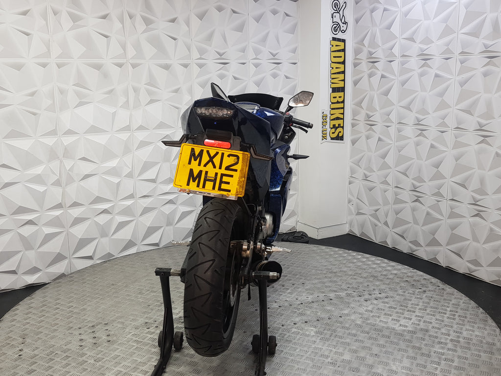 2012 YAMAHA YZF R125