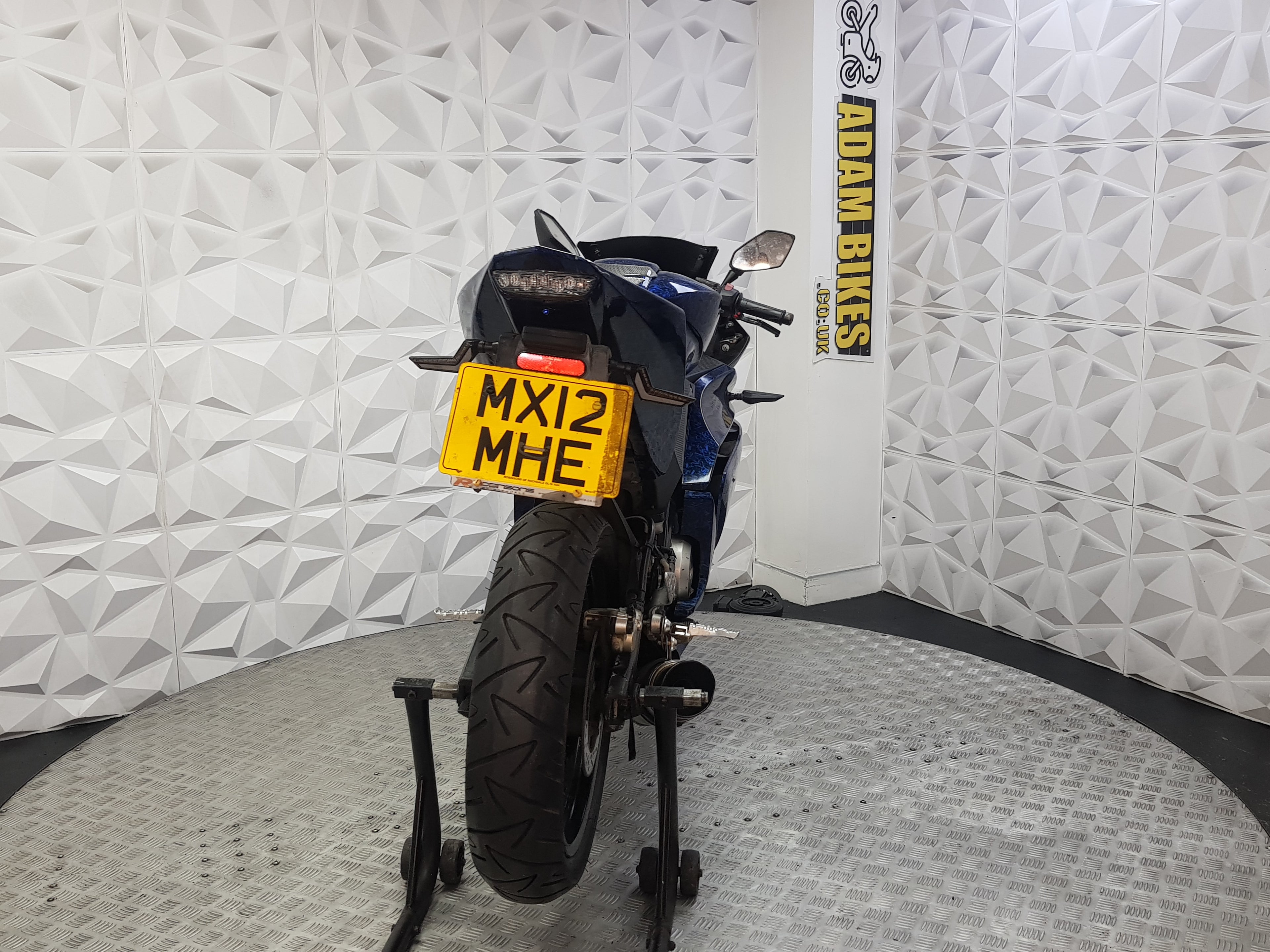 2012 YAMAHA YZF R125