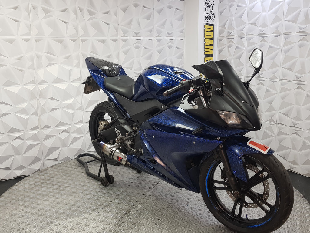 2012 YAMAHA YZF R125
