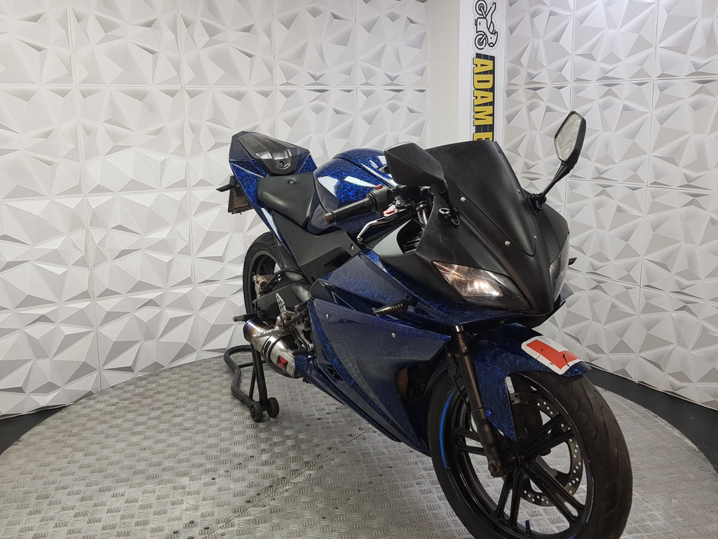 2012 YAMAHA YZF R125