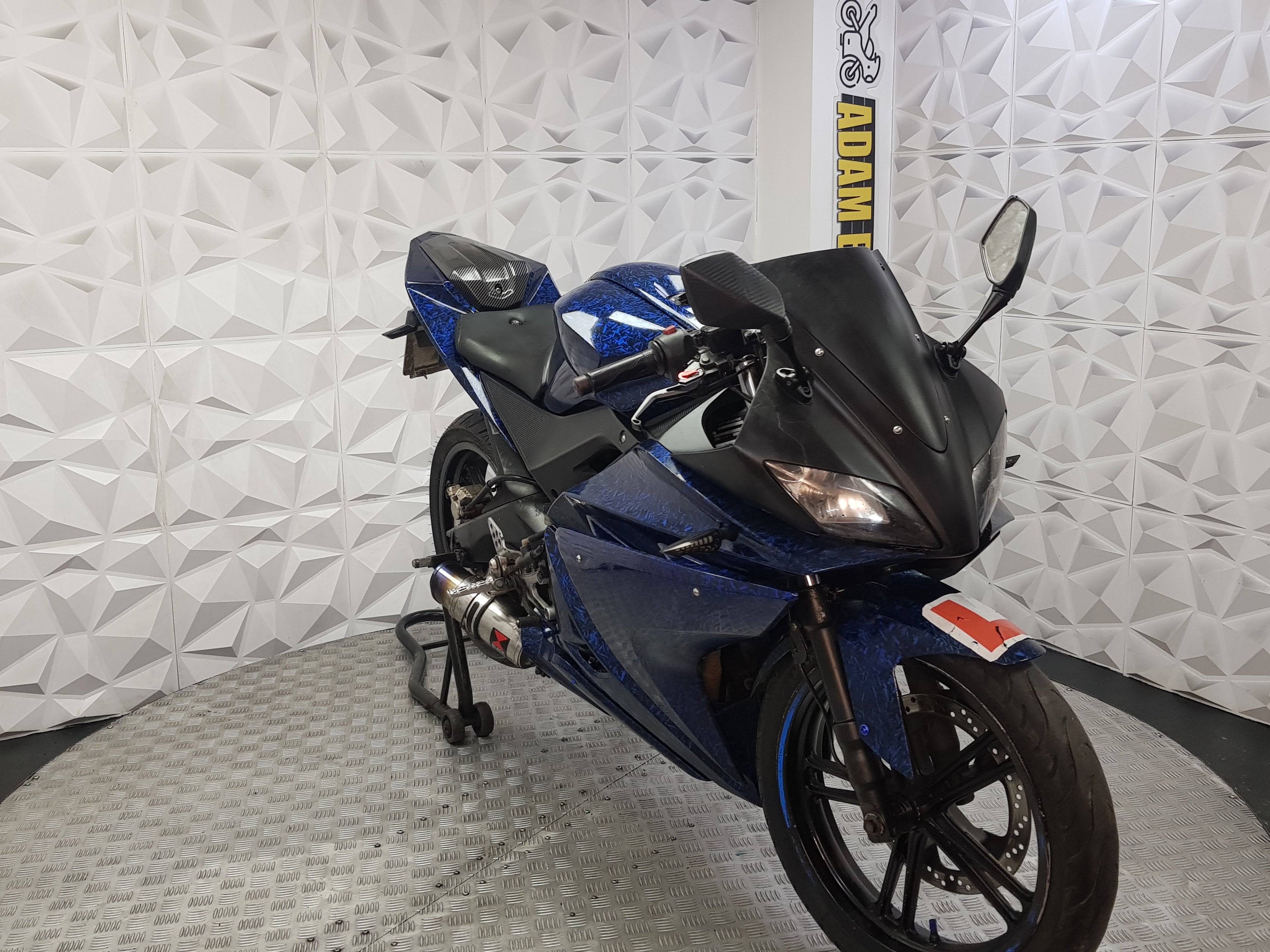 2012 YAMAHA YZF R125