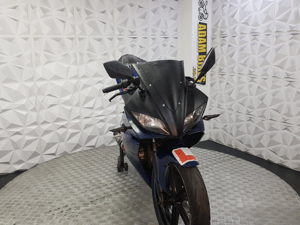2012 YAMAHA YZF R125