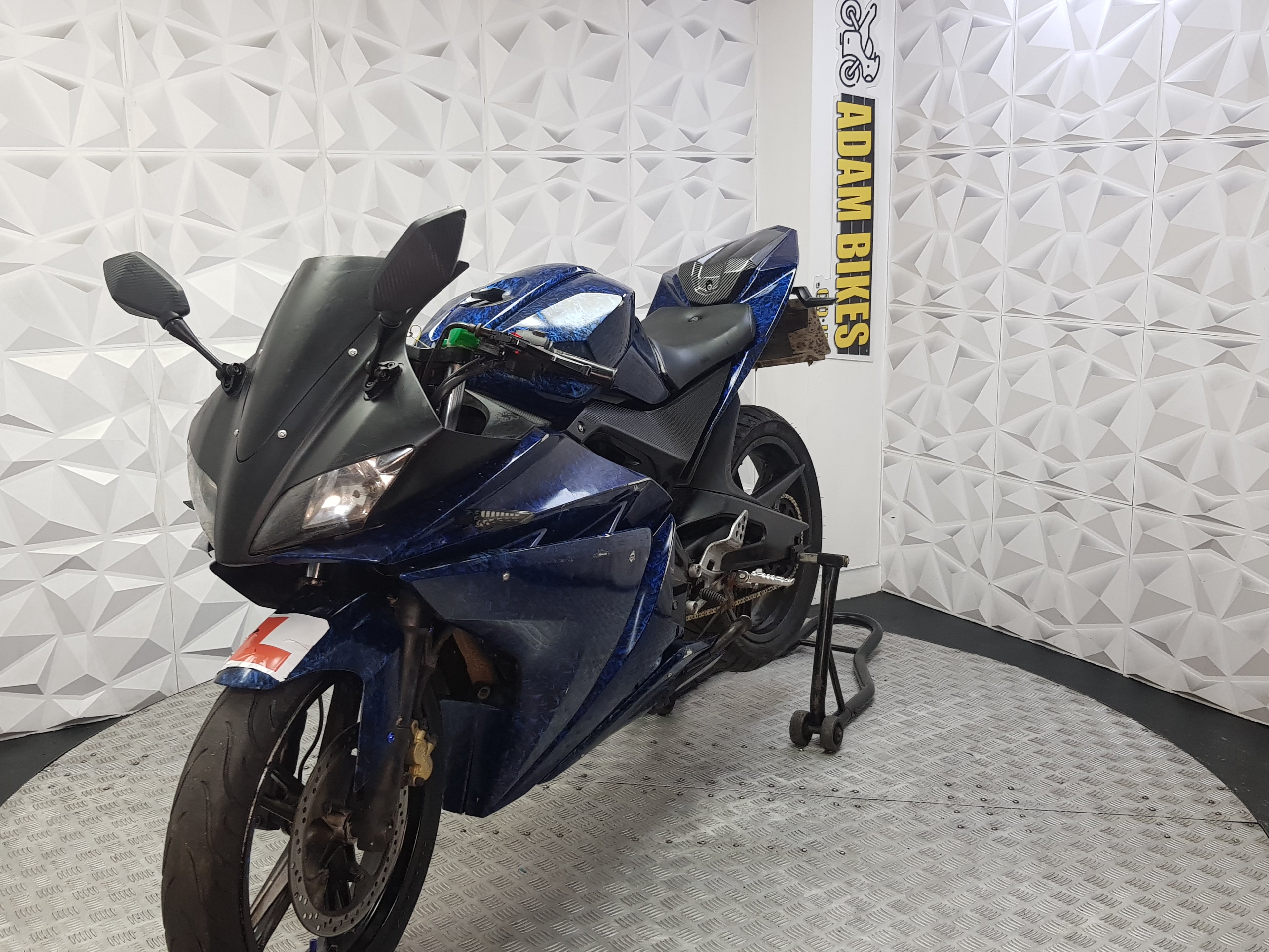 2012 YAMAHA YZF R125