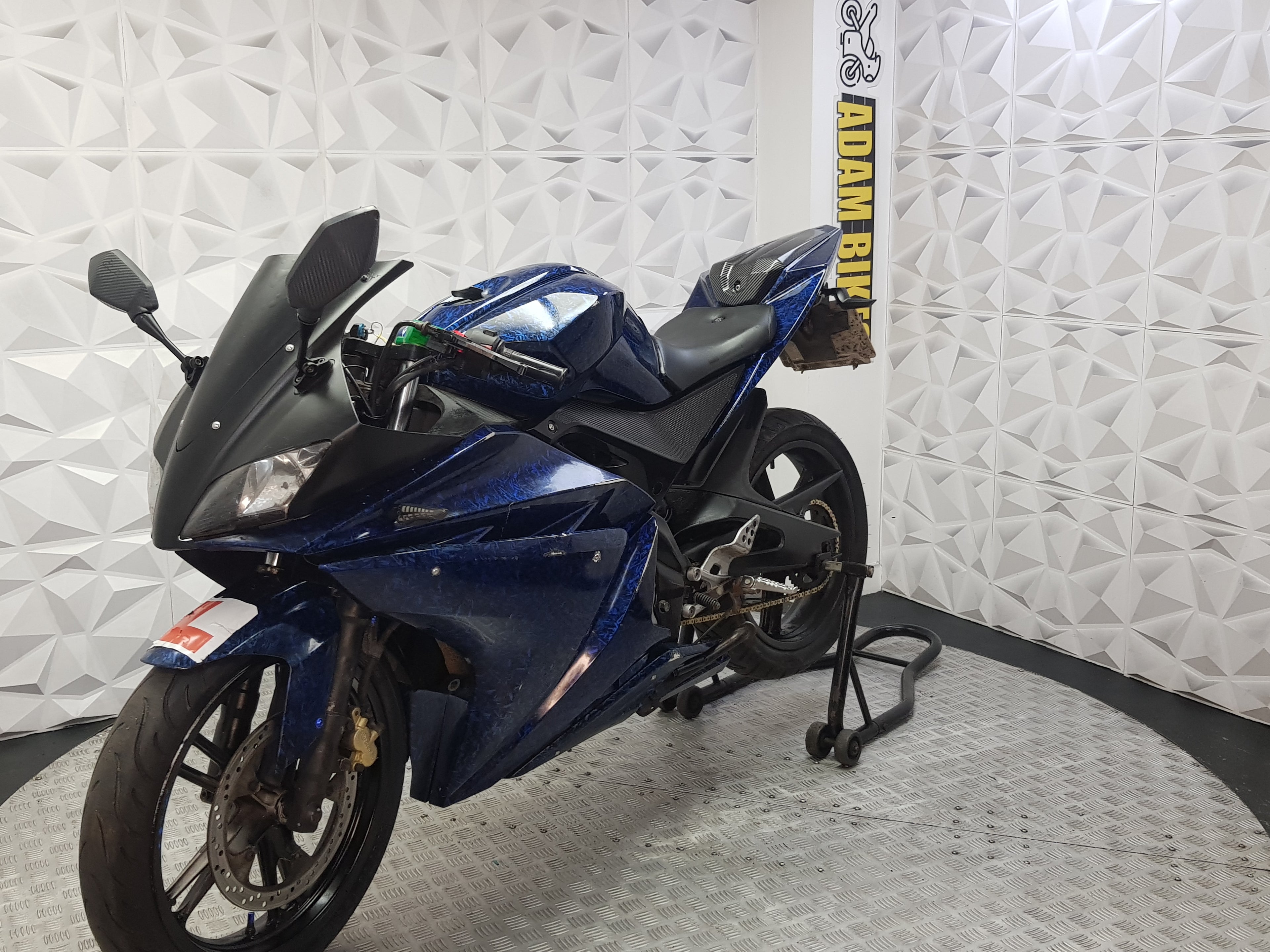 2012 YAMAHA YZF R125