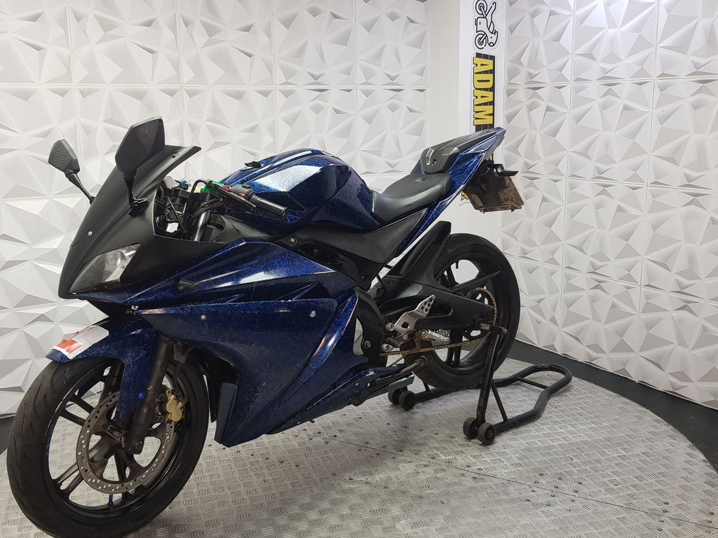 2012 YAMAHA YZF R125