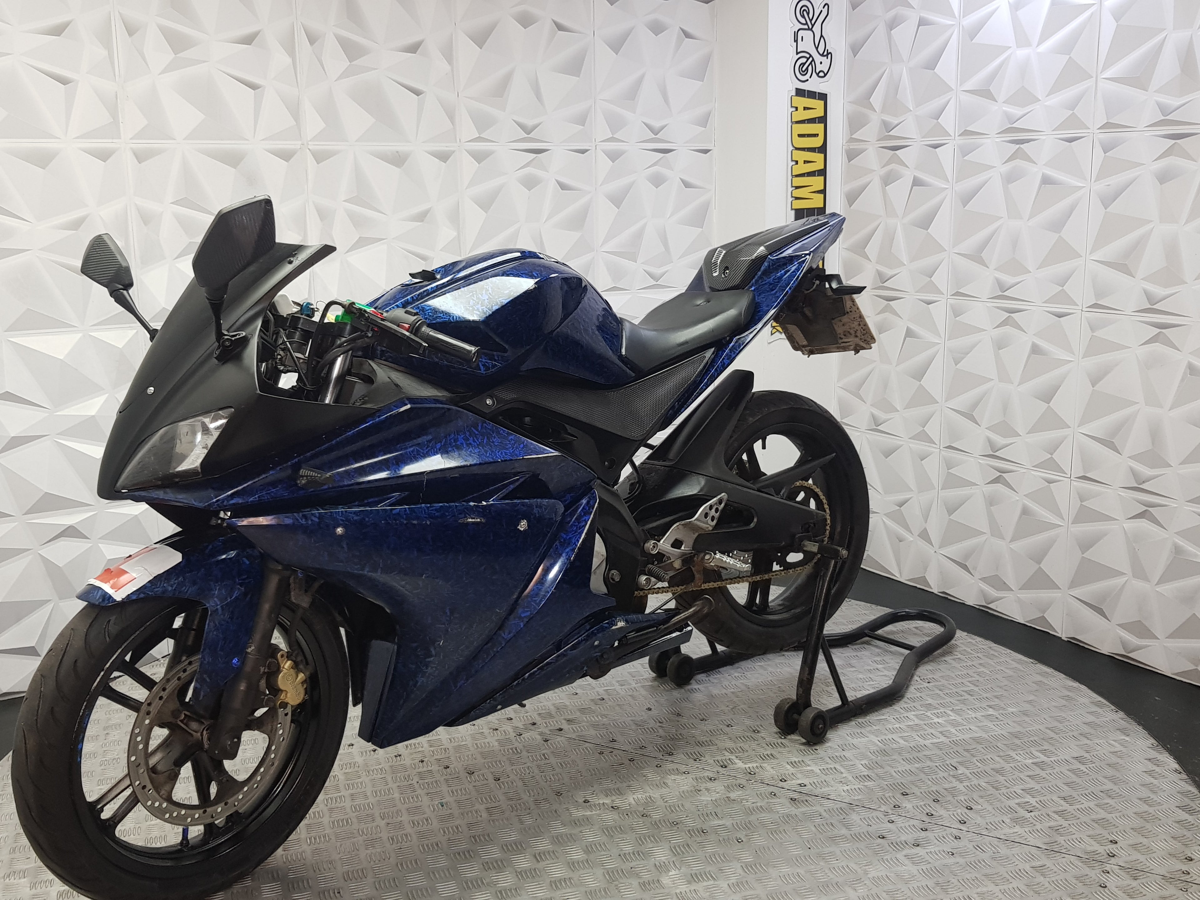 2012 YAMAHA YZF R125