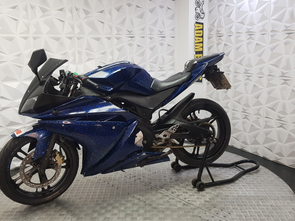 2012 YAMAHA YZF R125