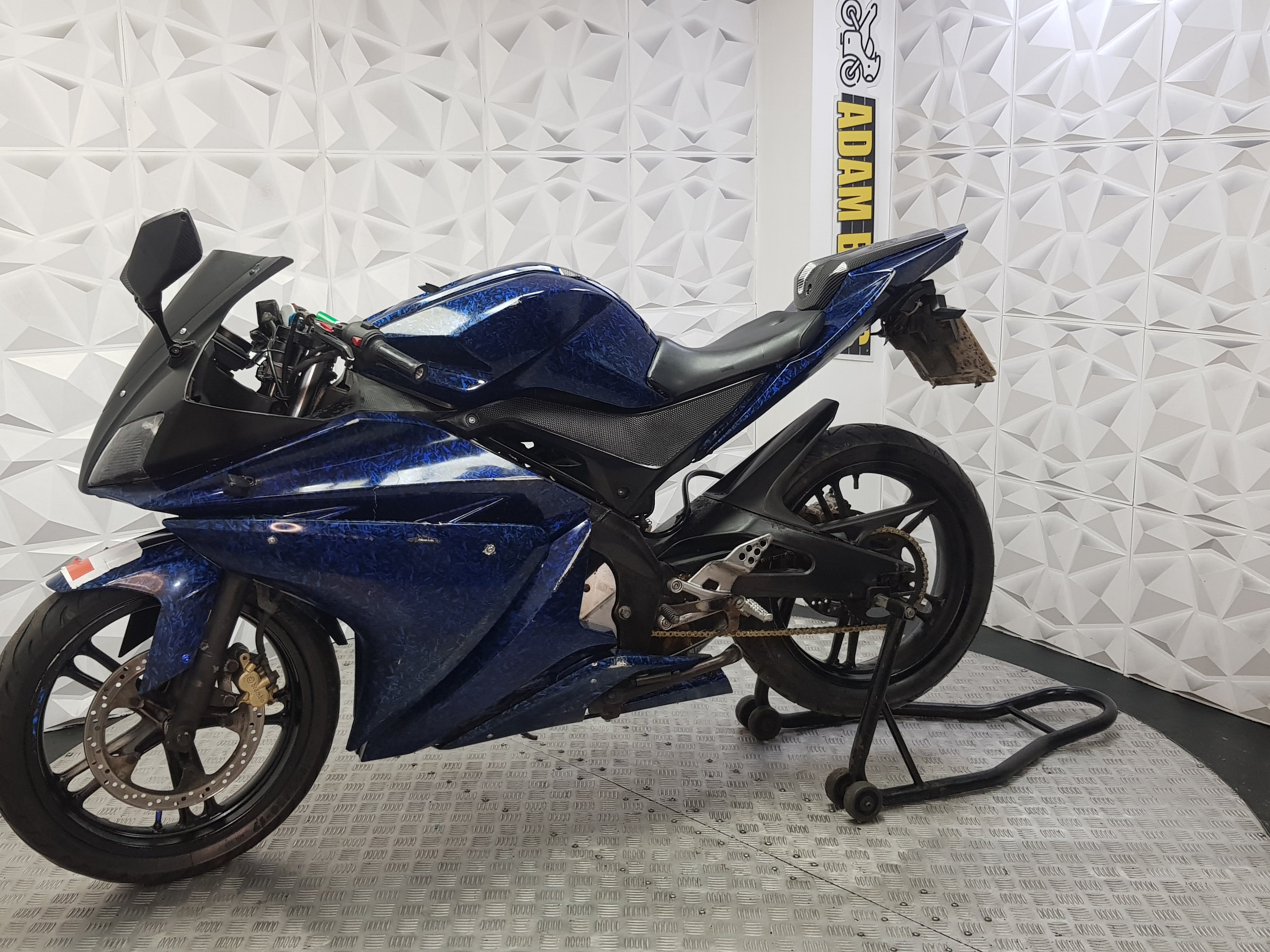 2012 YAMAHA YZF R125