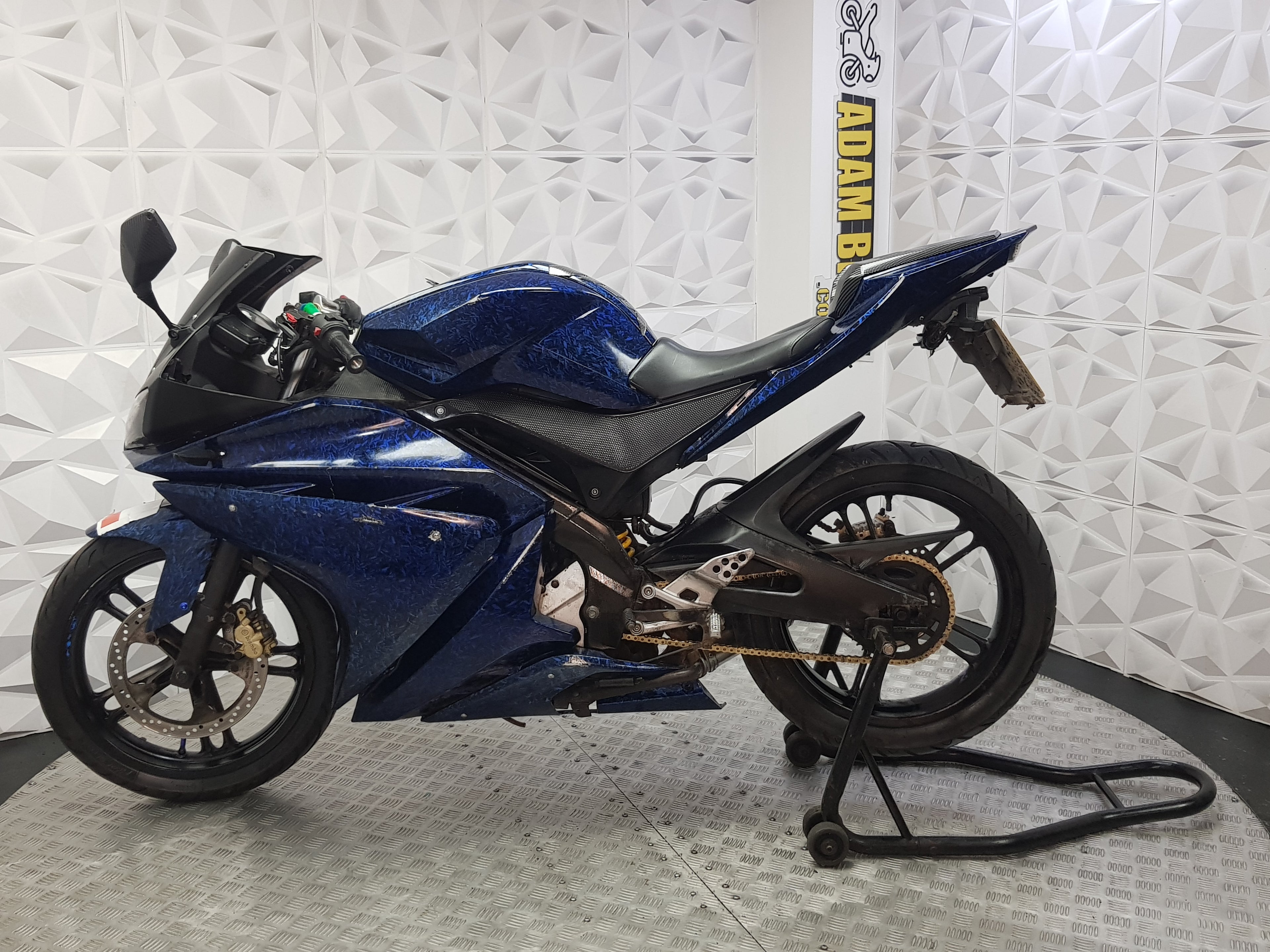 2012 YAMAHA YZF R125