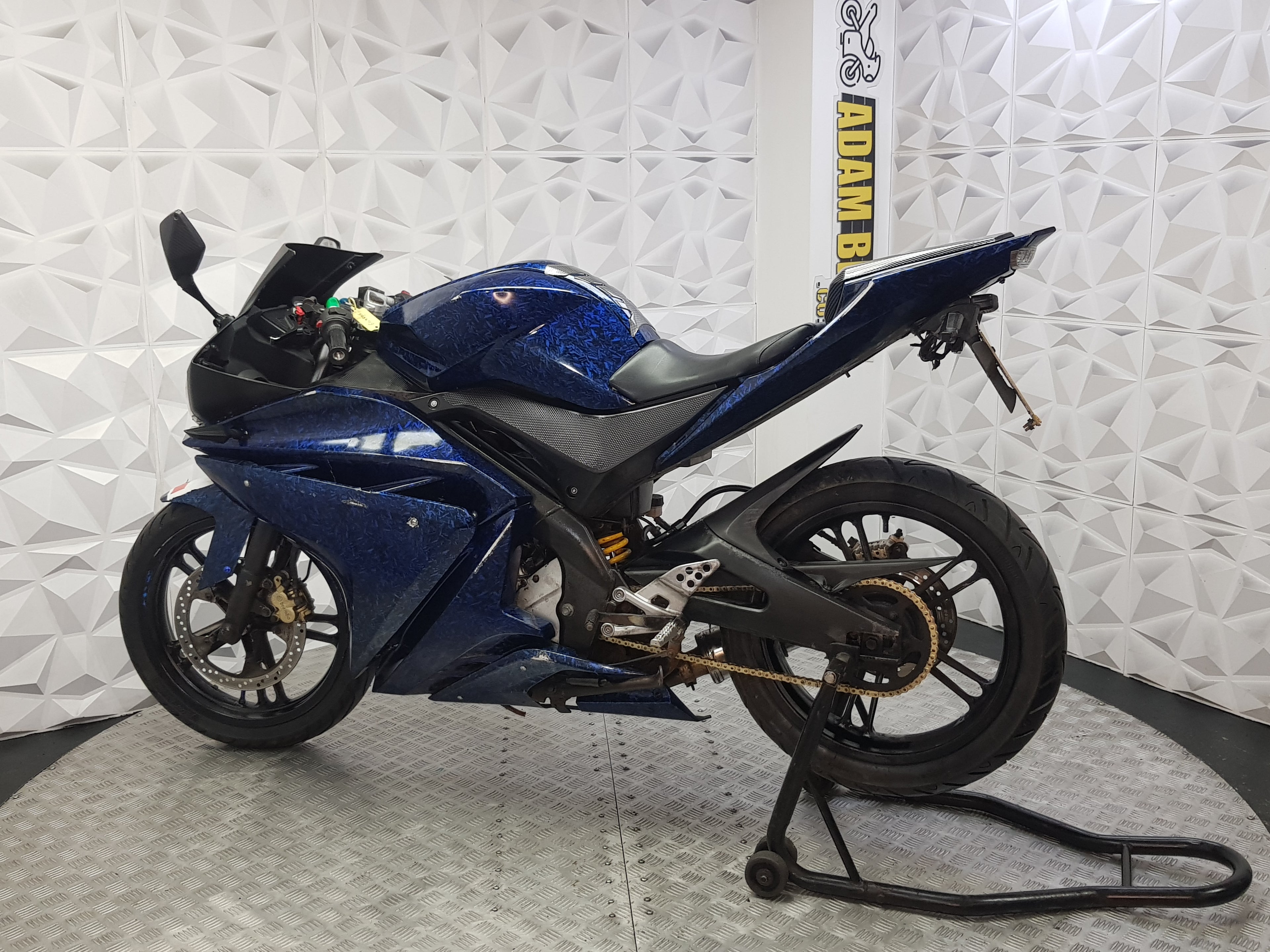 2012 YAMAHA YZF R125