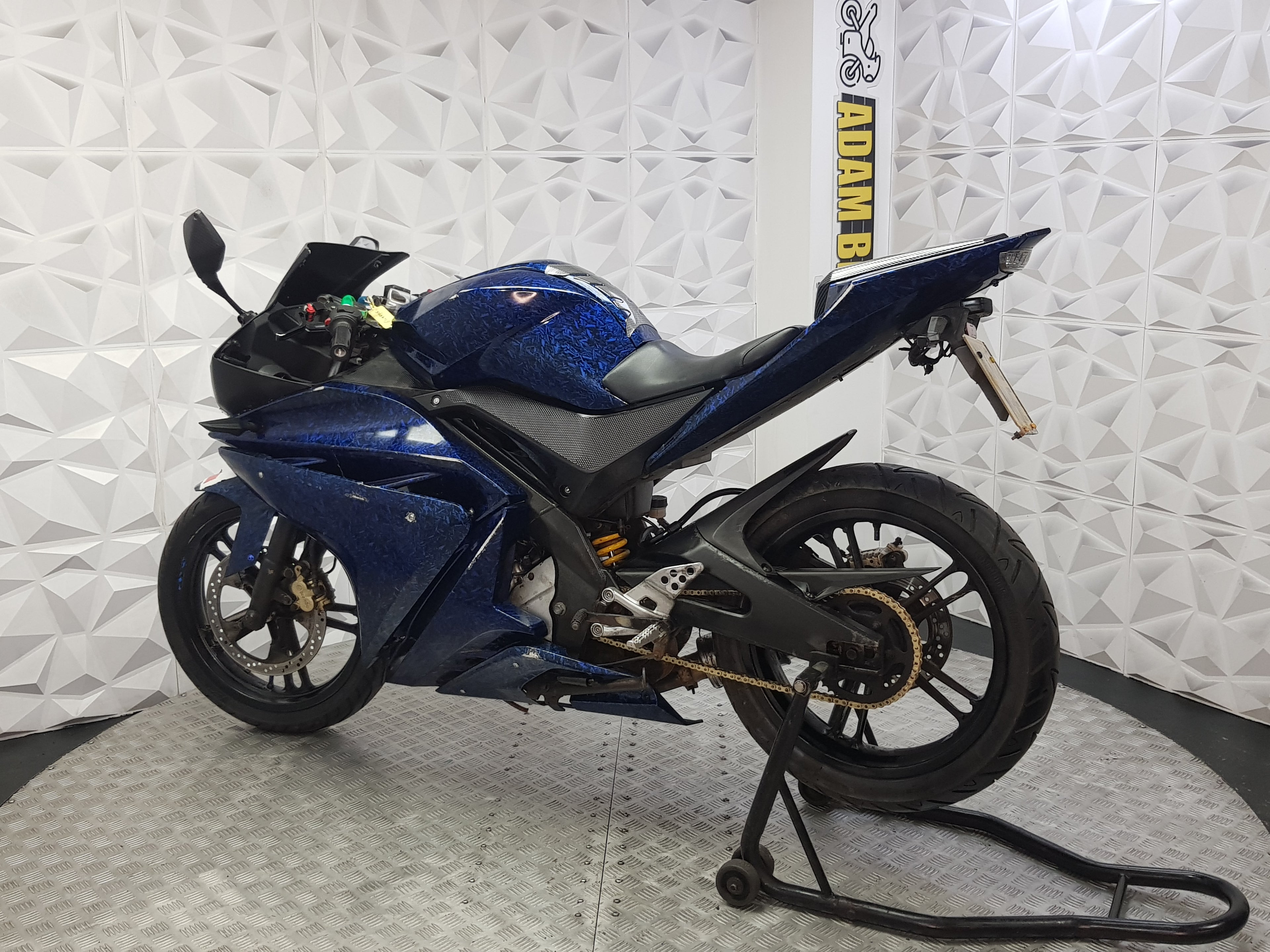 2012 YAMAHA YZF R125