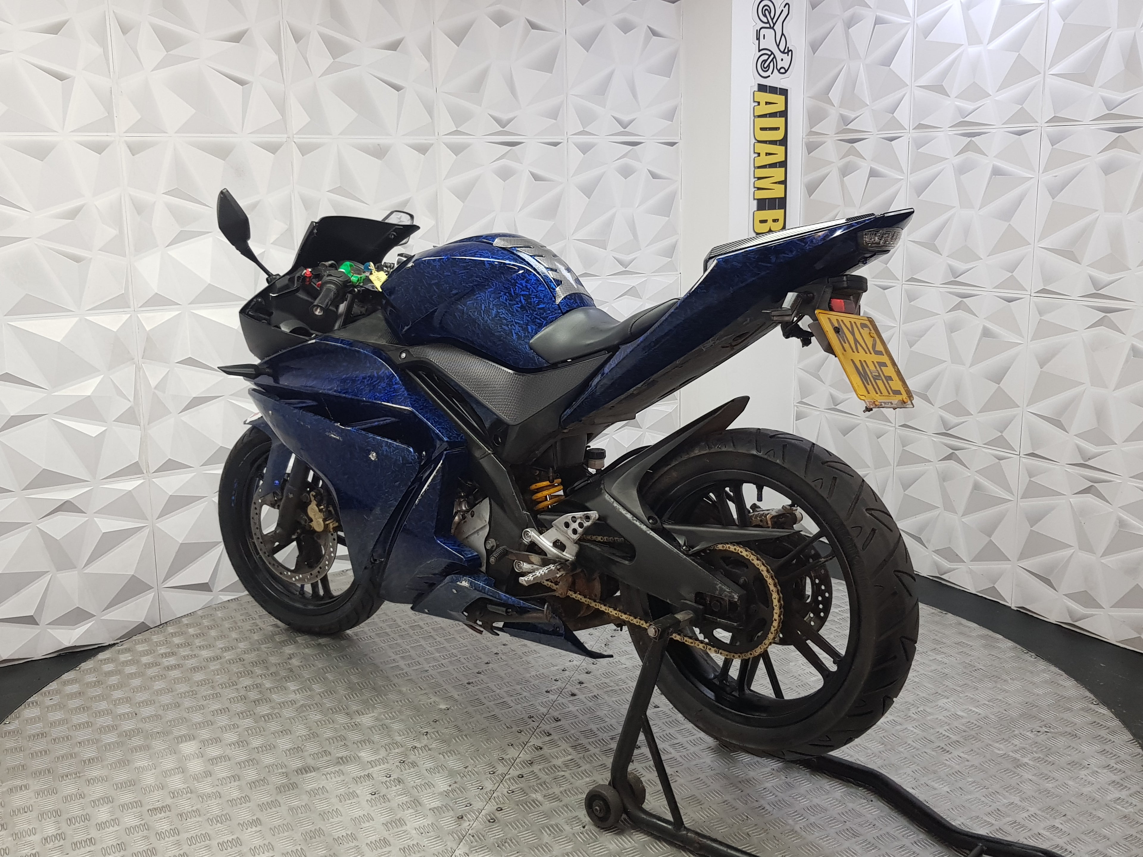 2012 YAMAHA YZF R125