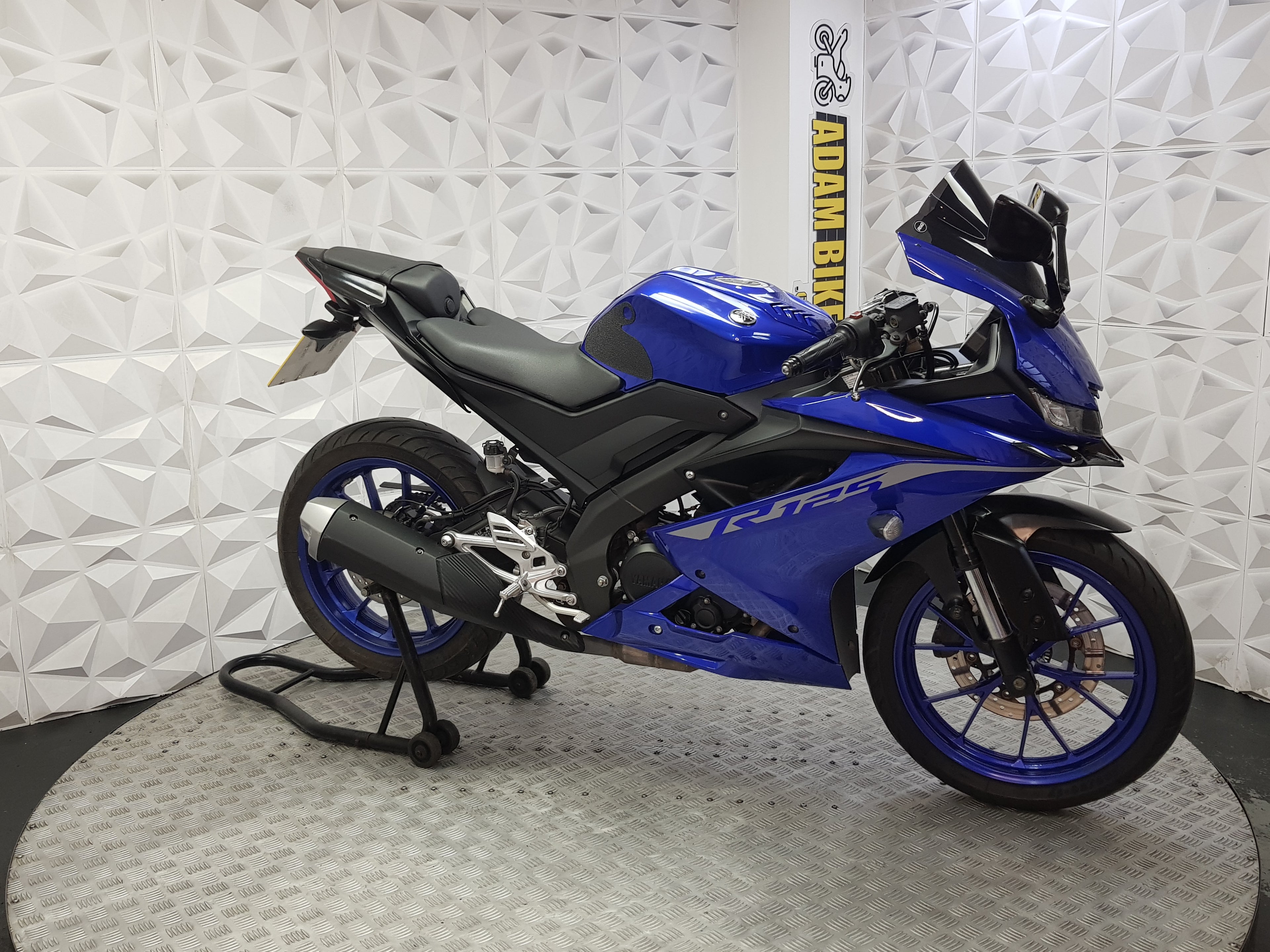2021 Yamaha R125 ABS