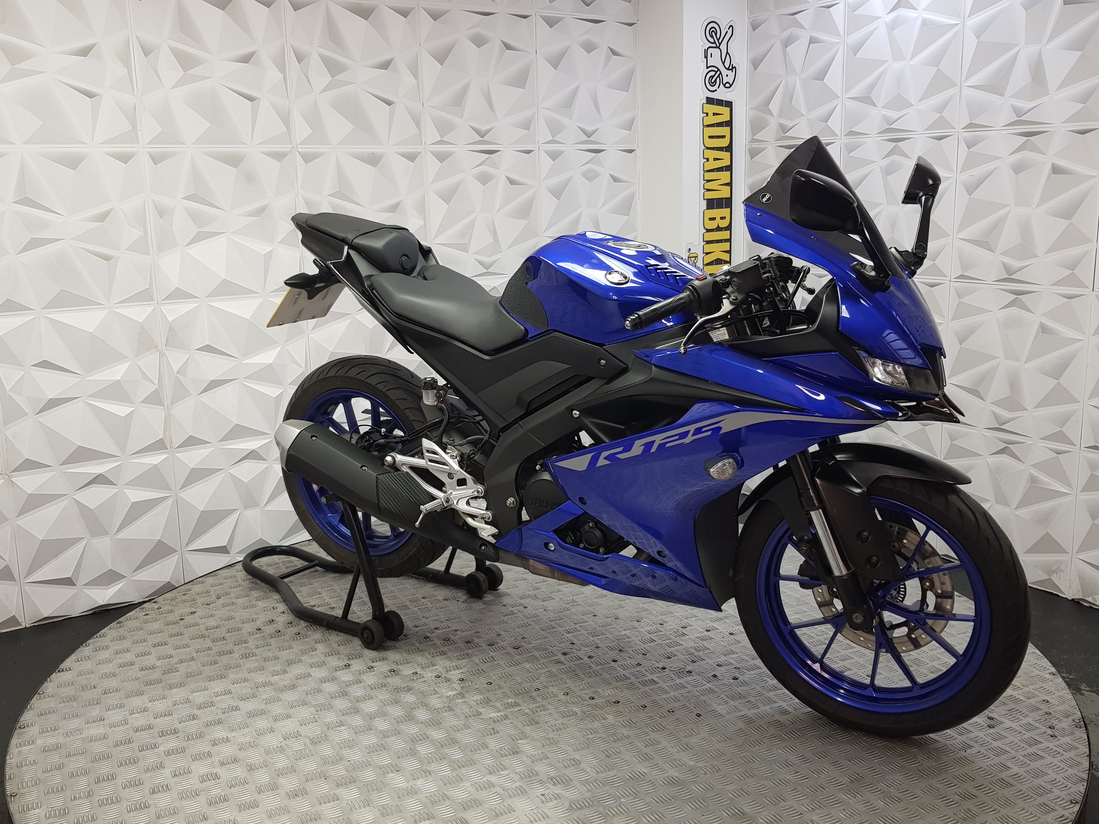 2021 Yamaha R125 ABS