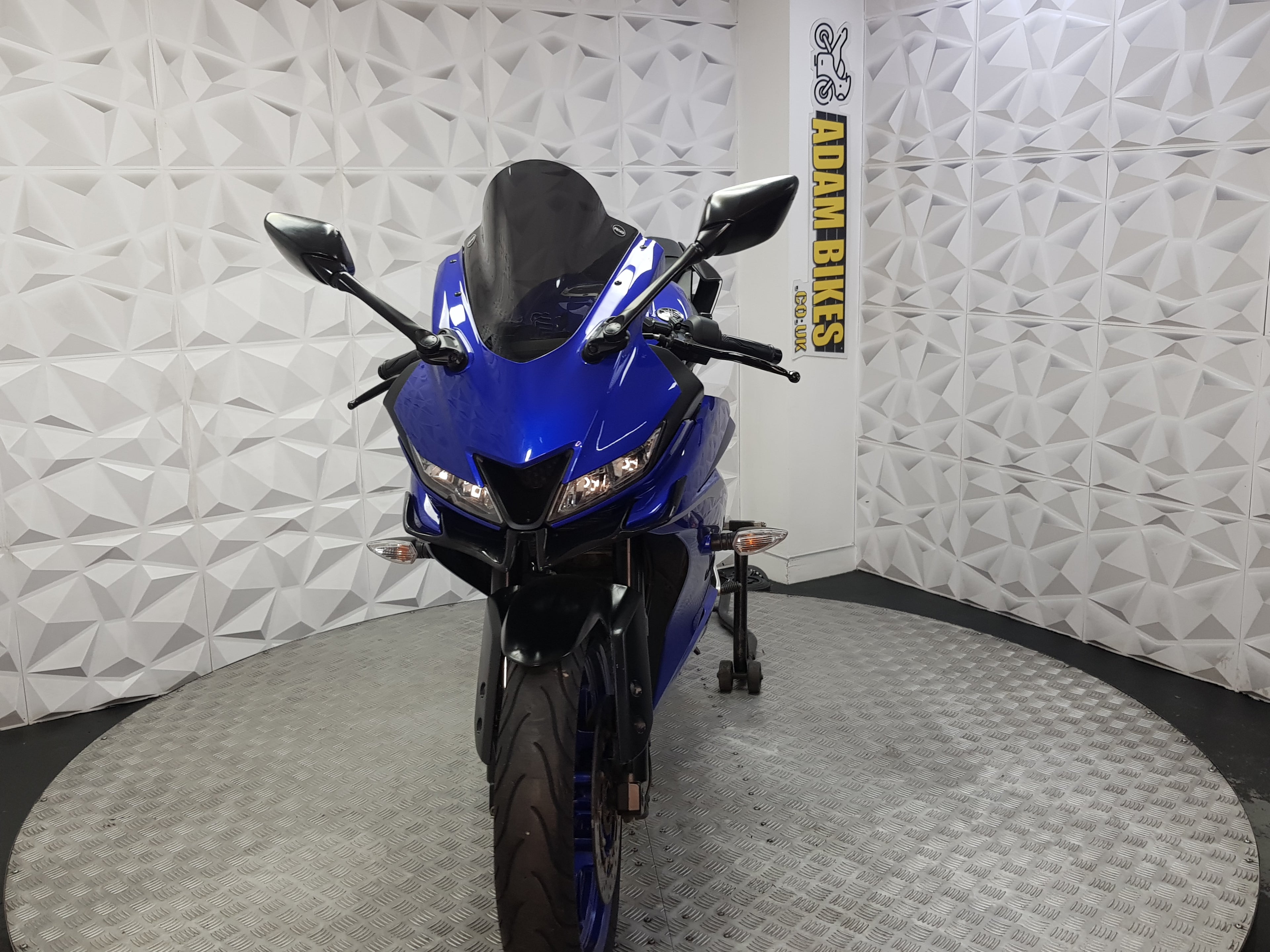 2021 Yamaha R125 ABS