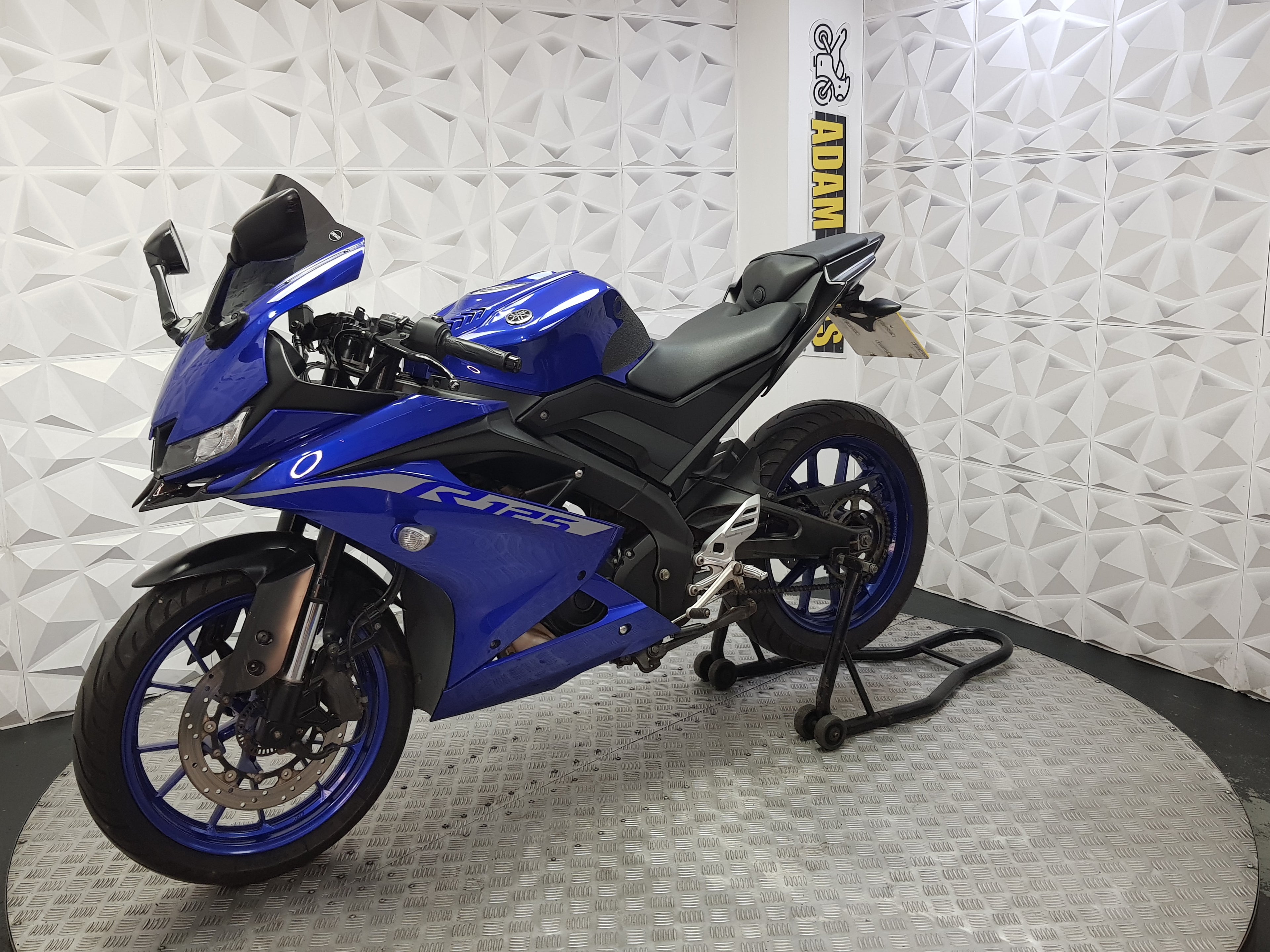 2021 Yamaha R125 ABS
