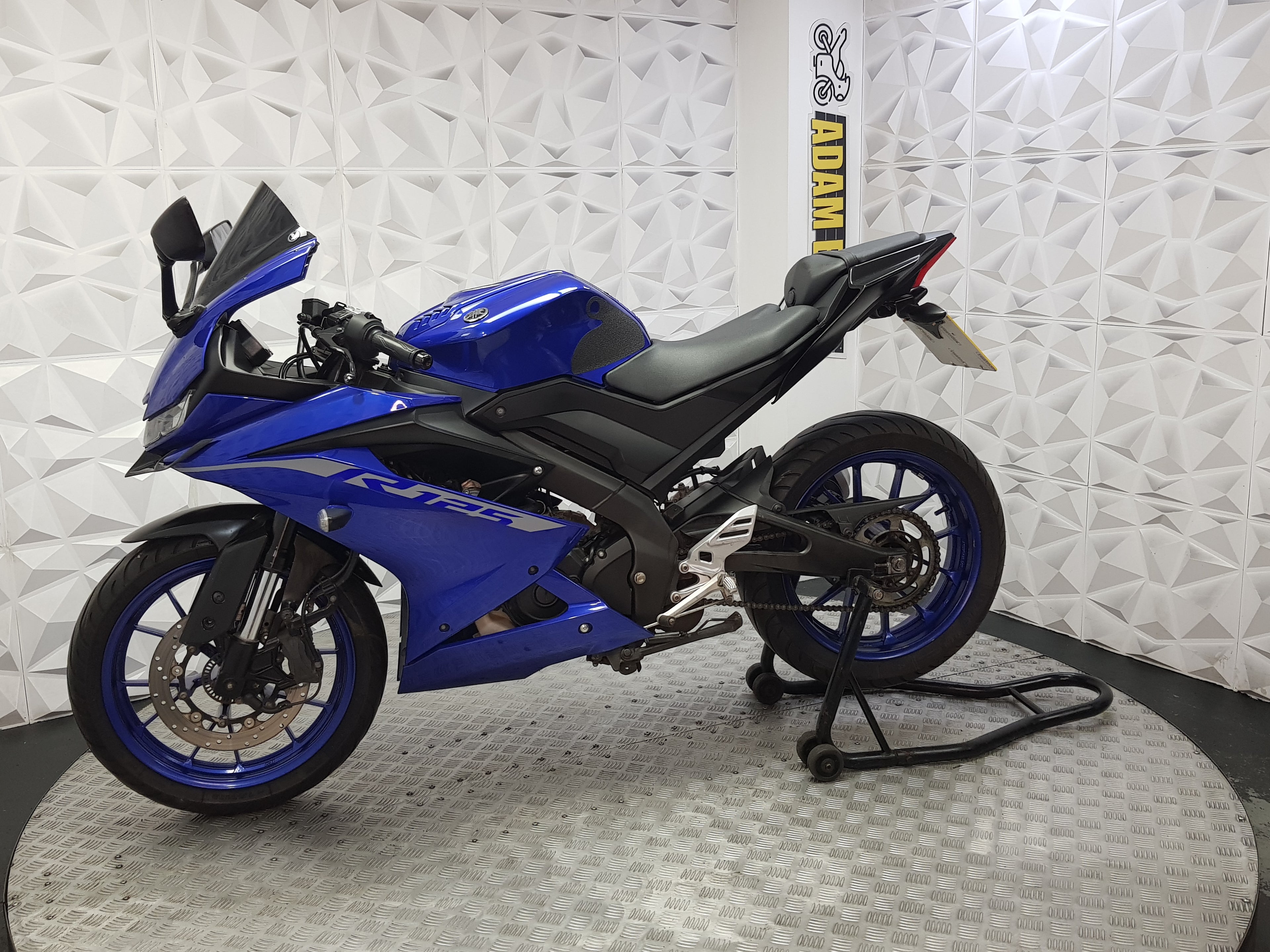 2021 Yamaha R125 ABS