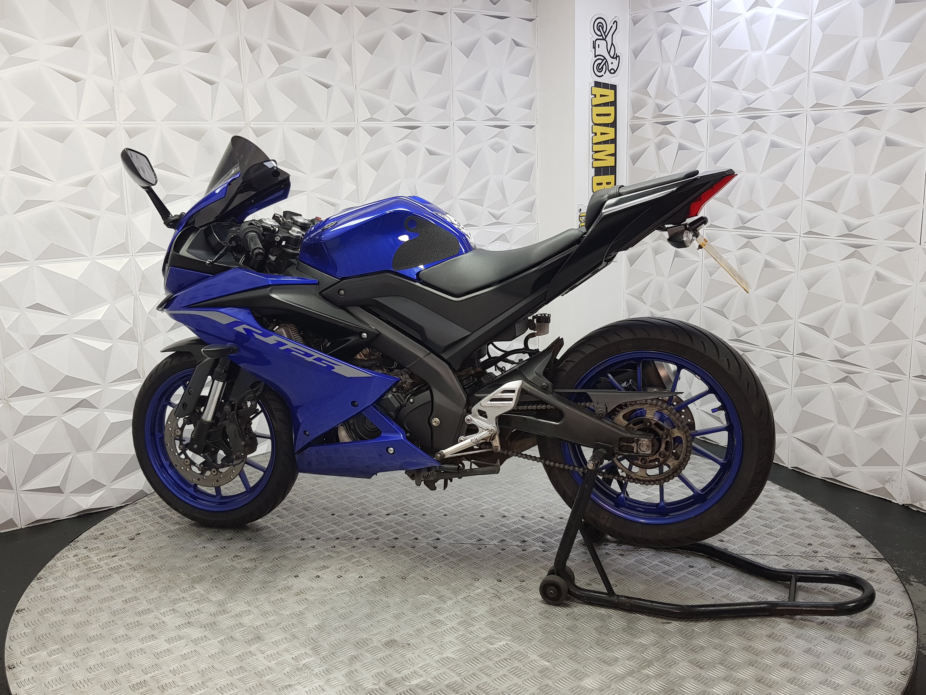 2021 Yamaha R125 ABS
