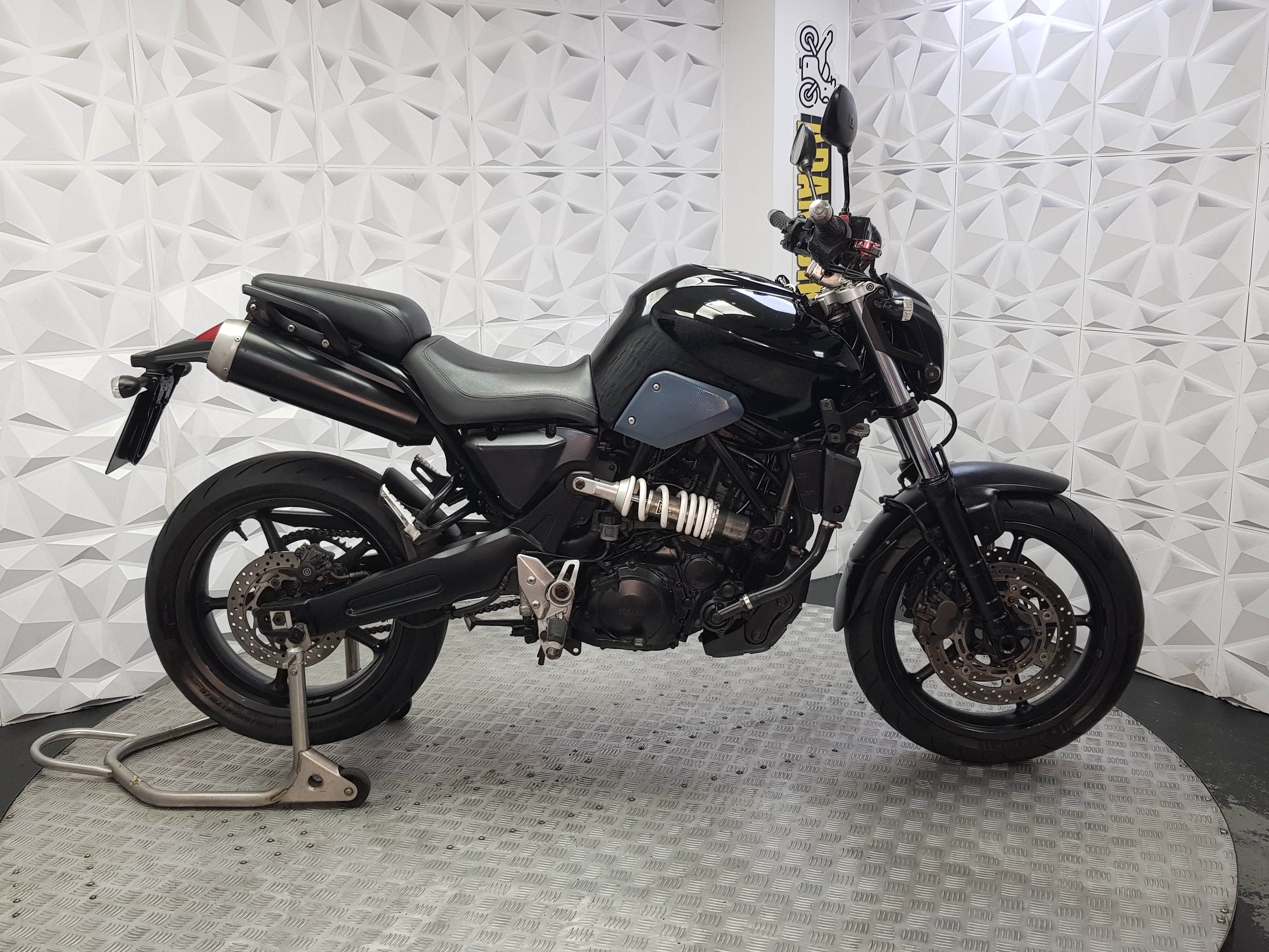 2009 YAMAHA MT03