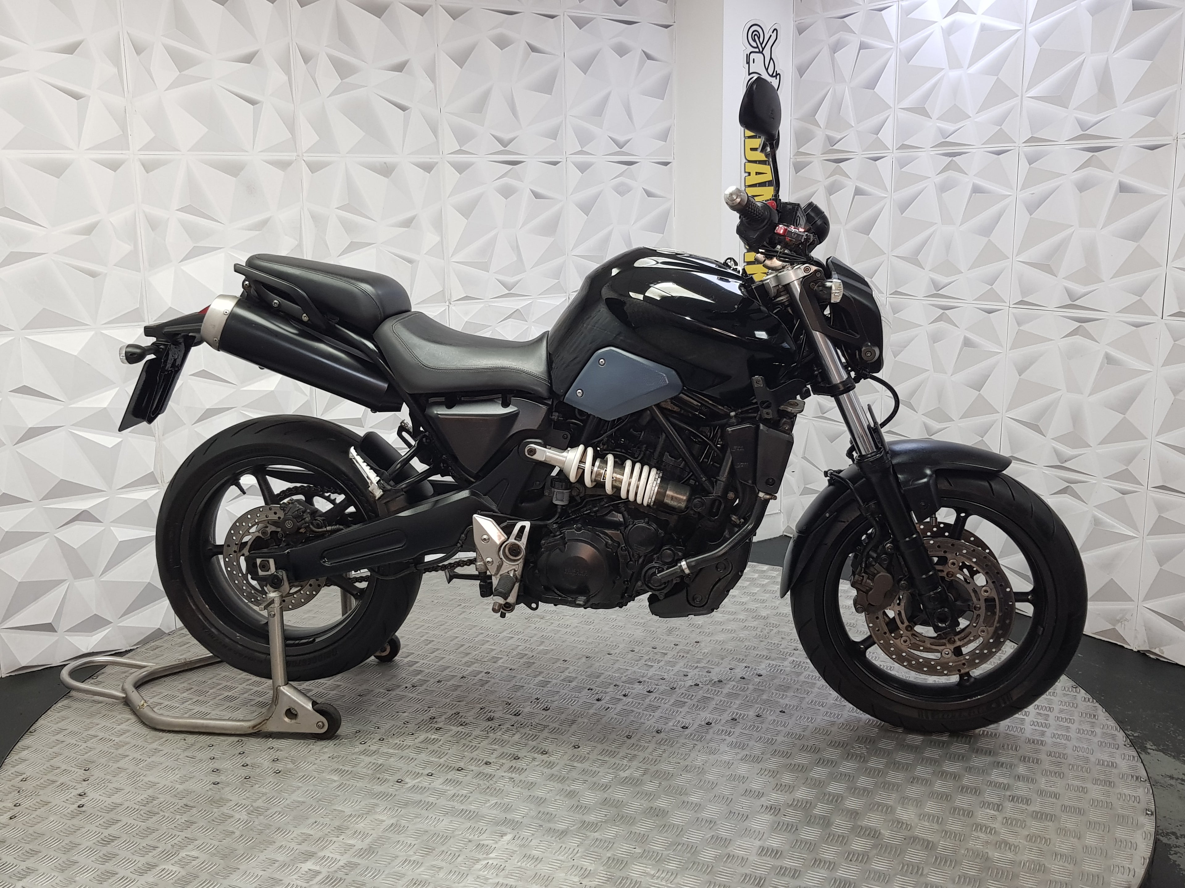 2009 YAMAHA MT03