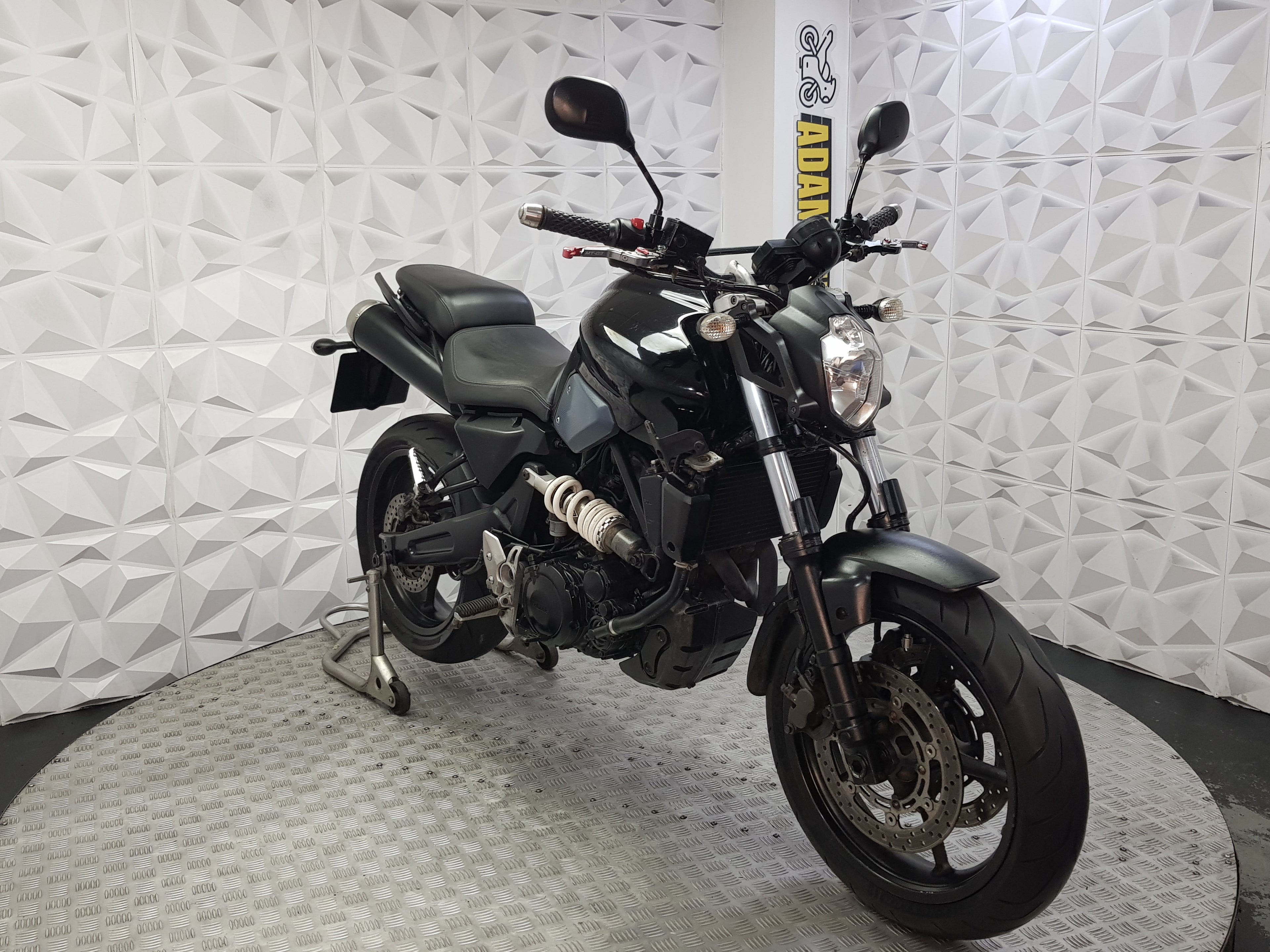 2009 YAMAHA MT03