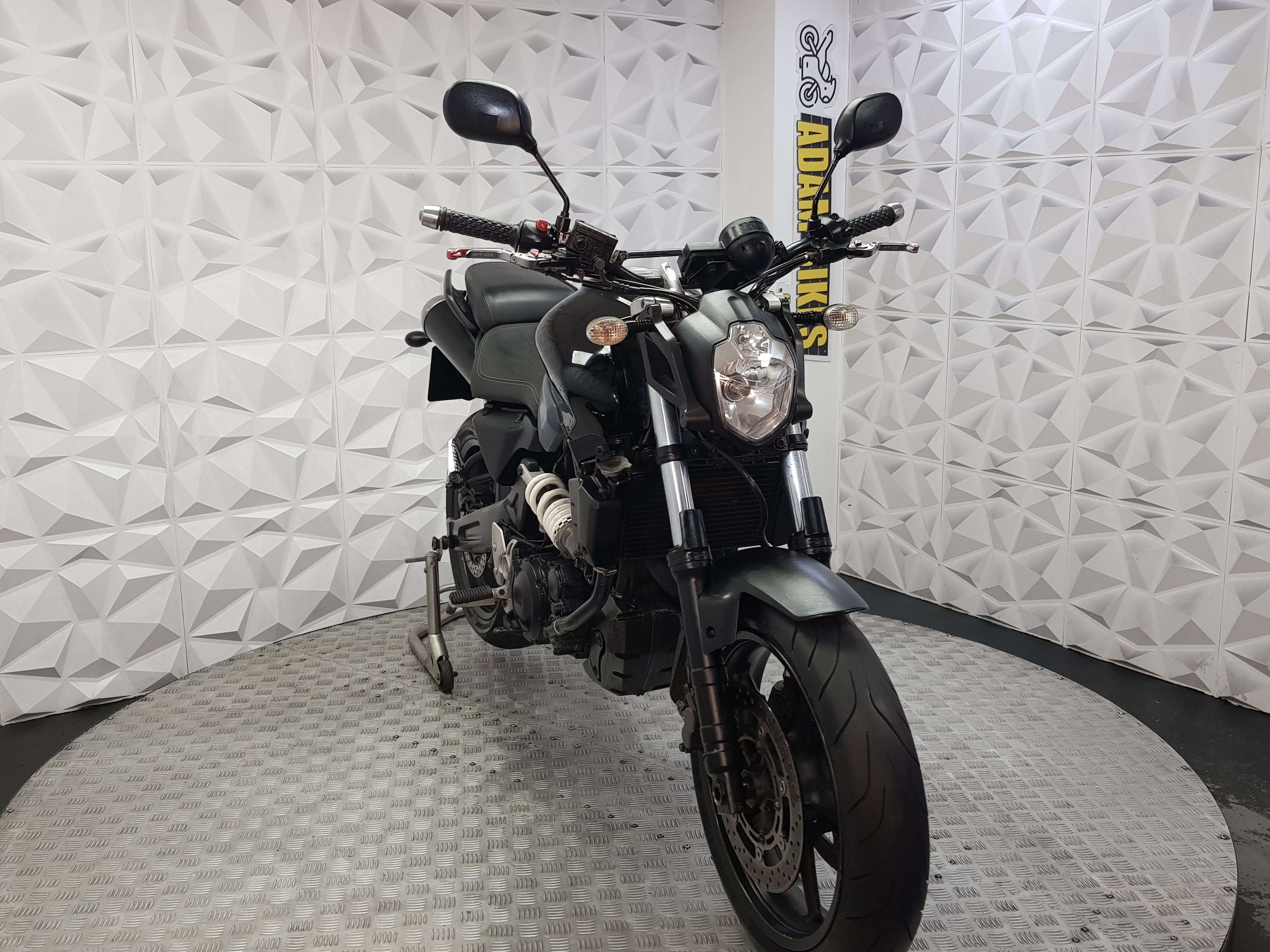 2009 YAMAHA MT03