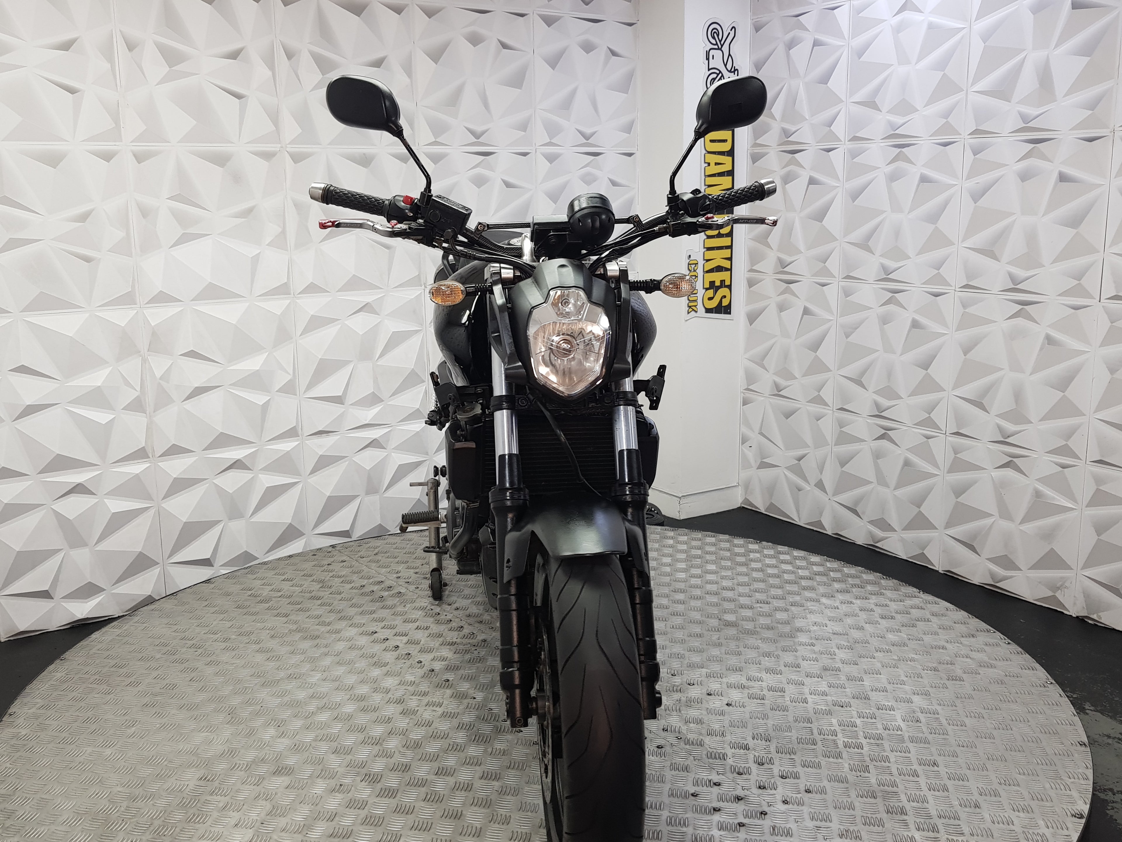 2009 YAMAHA MT03
