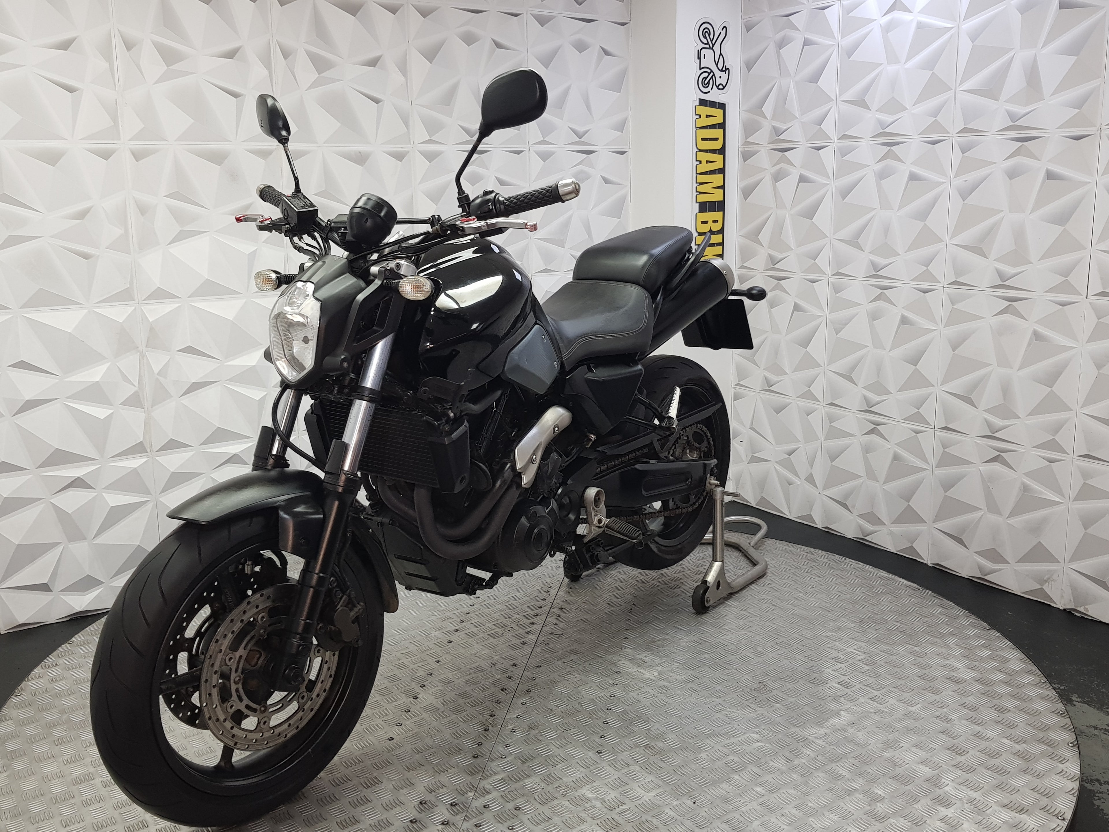 2009 YAMAHA MT03