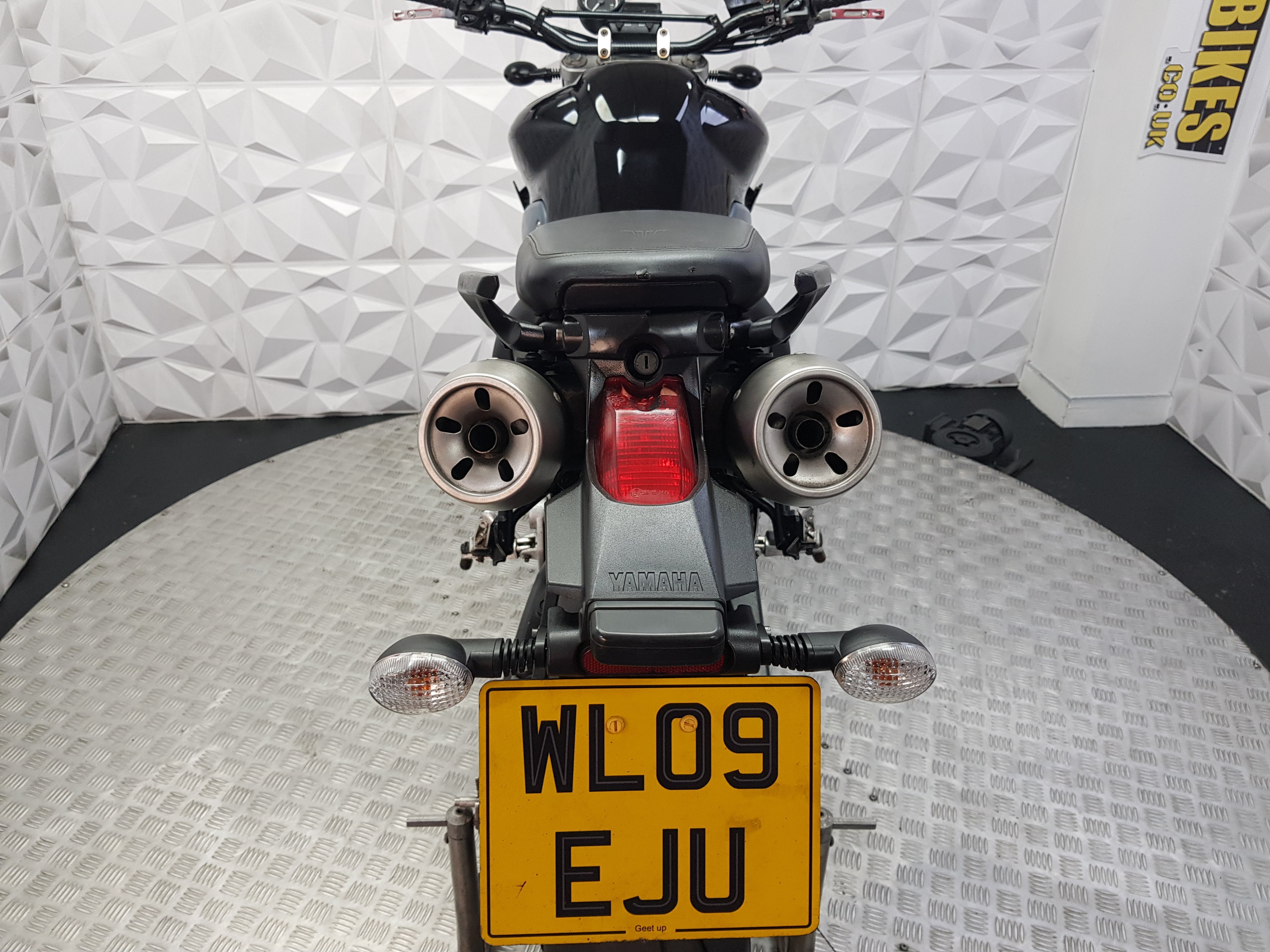 2009 YAMAHA MT03