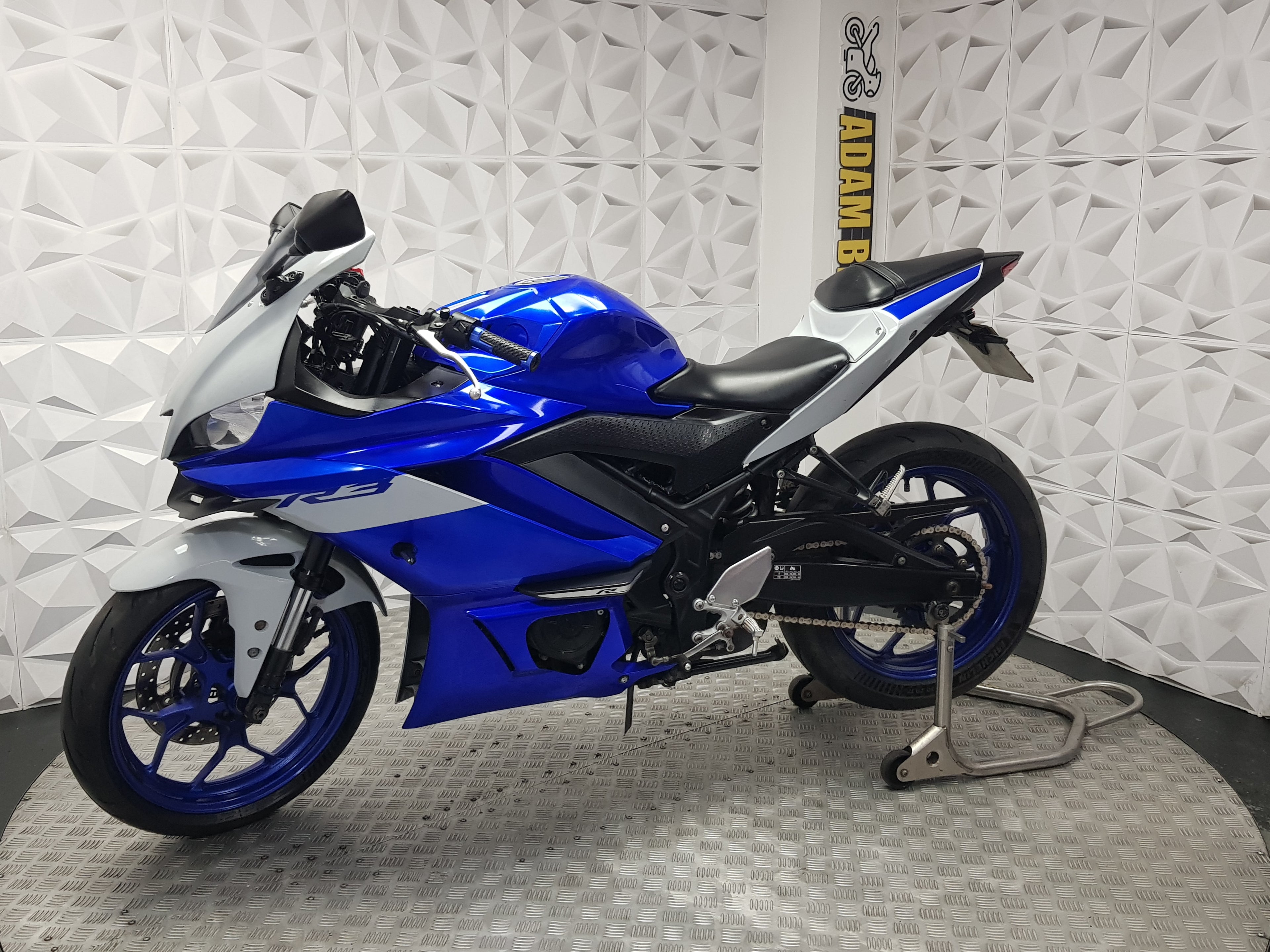 2021 YAMAHA YZF R3 ABS