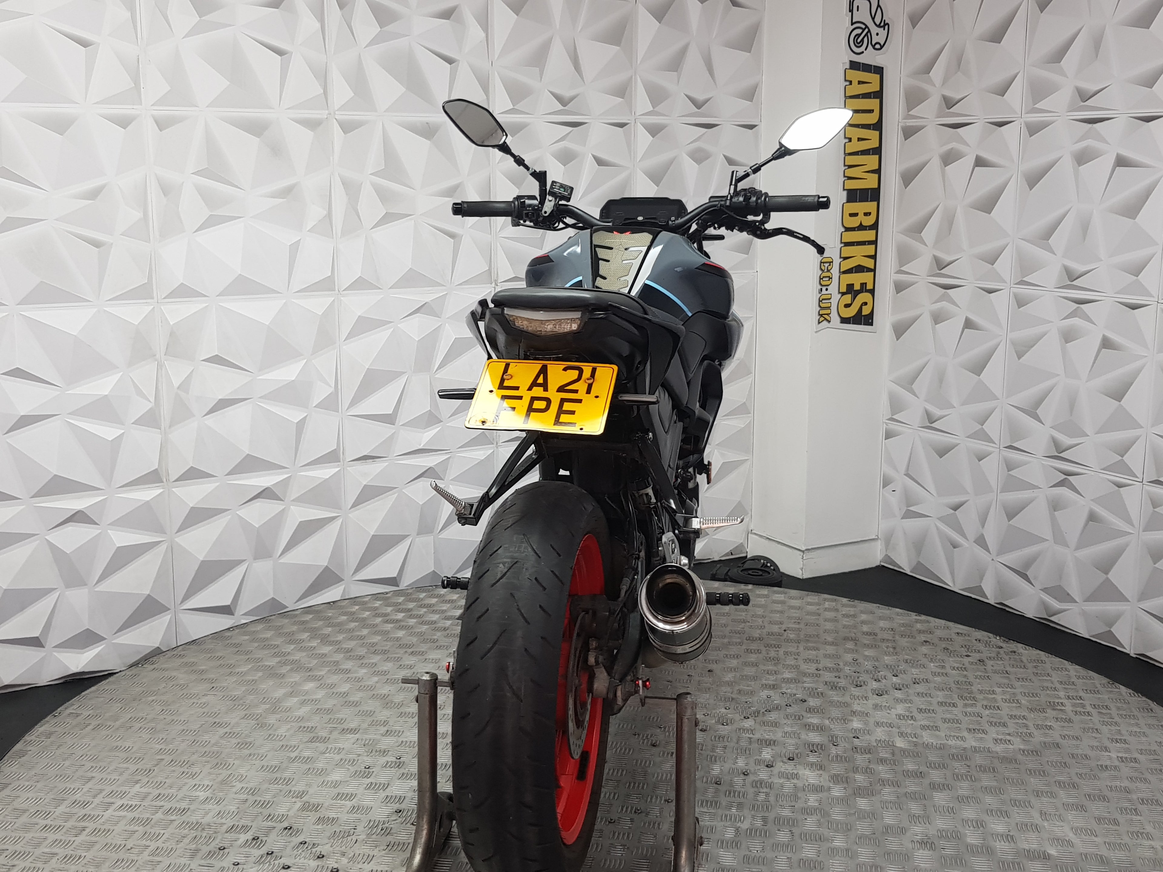 2021 YAMAHA MT125 ABS