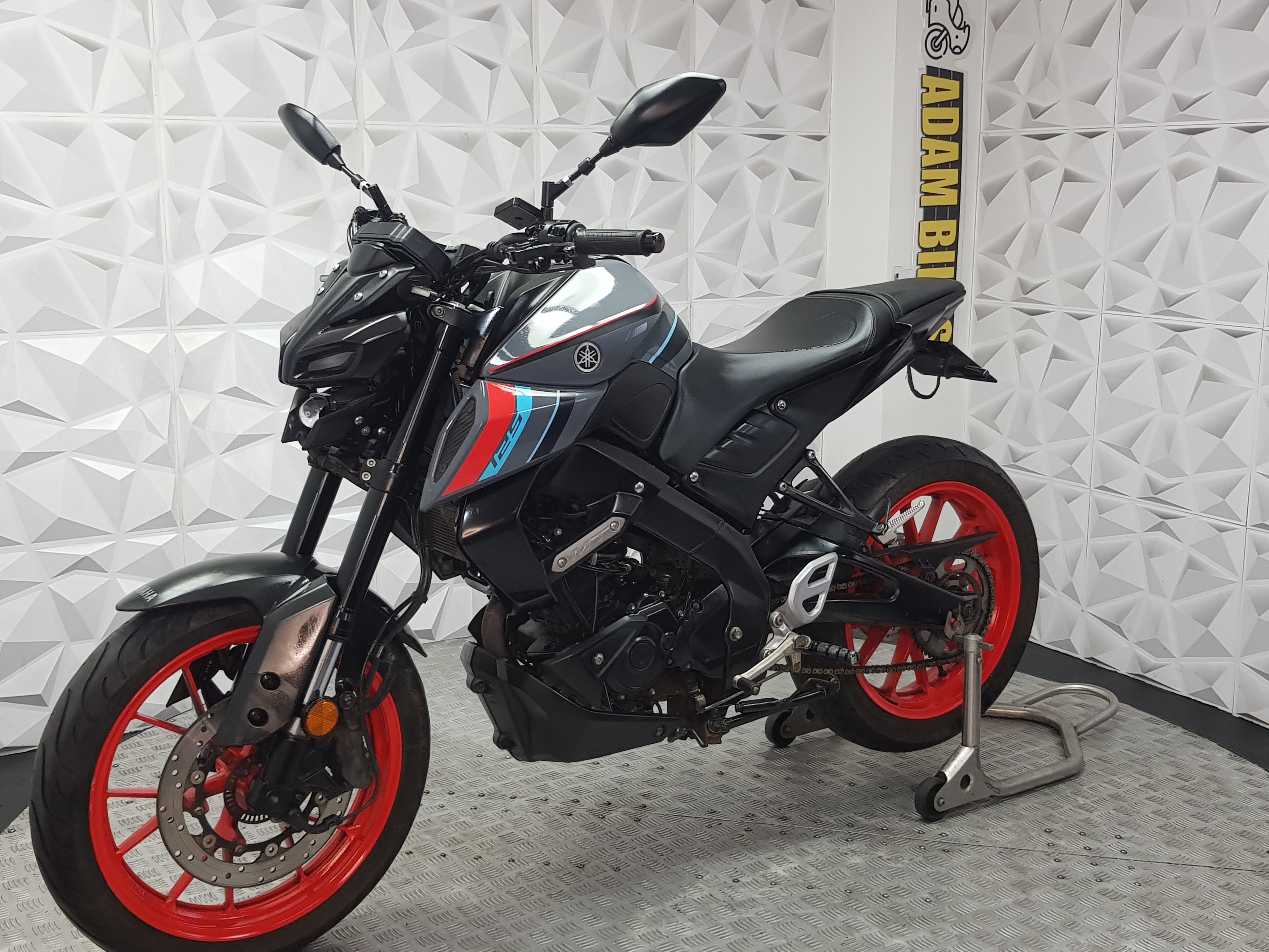2021 YAMAHA MT125 ABS