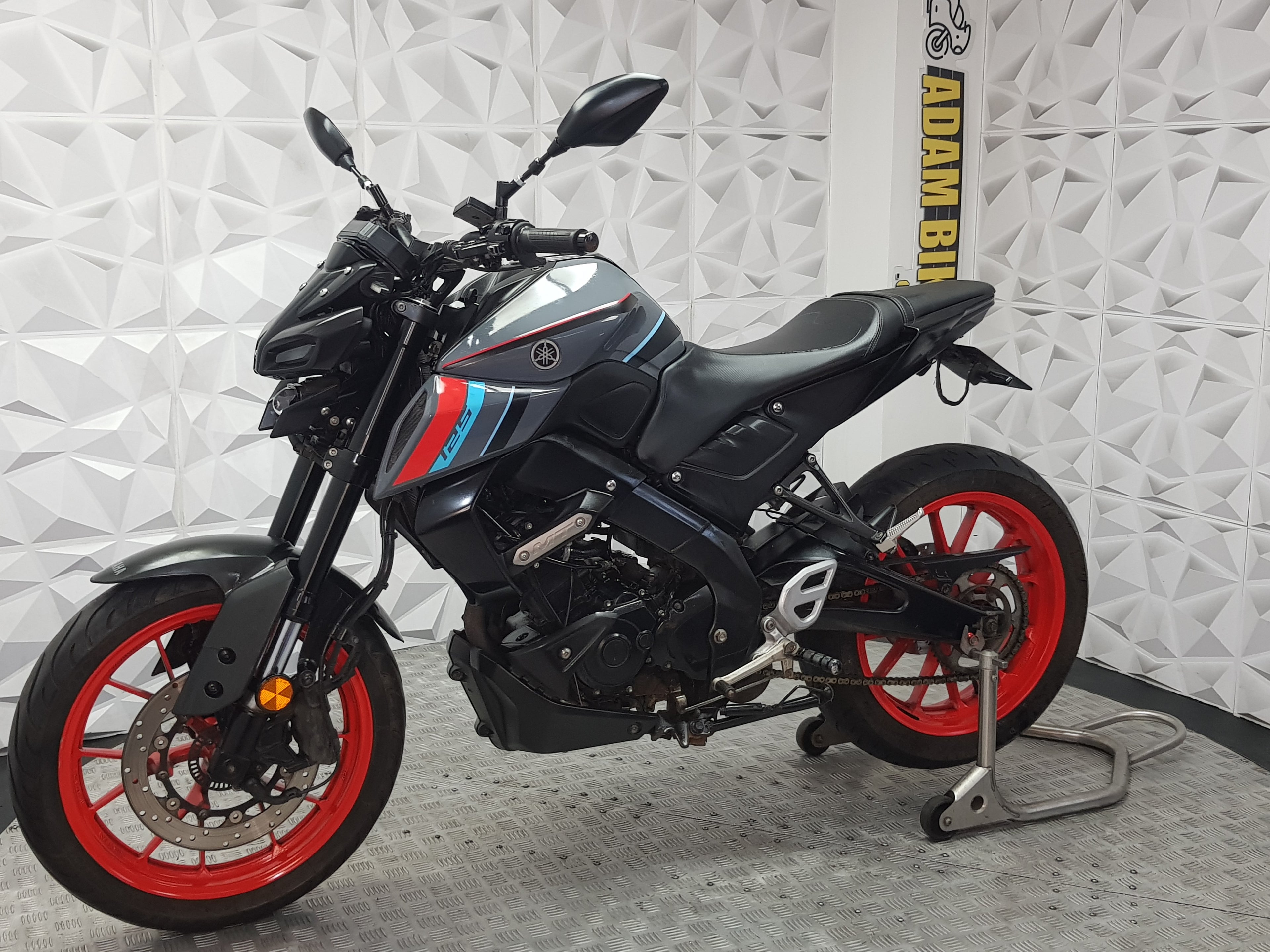 2021 YAMAHA MT125 ABS