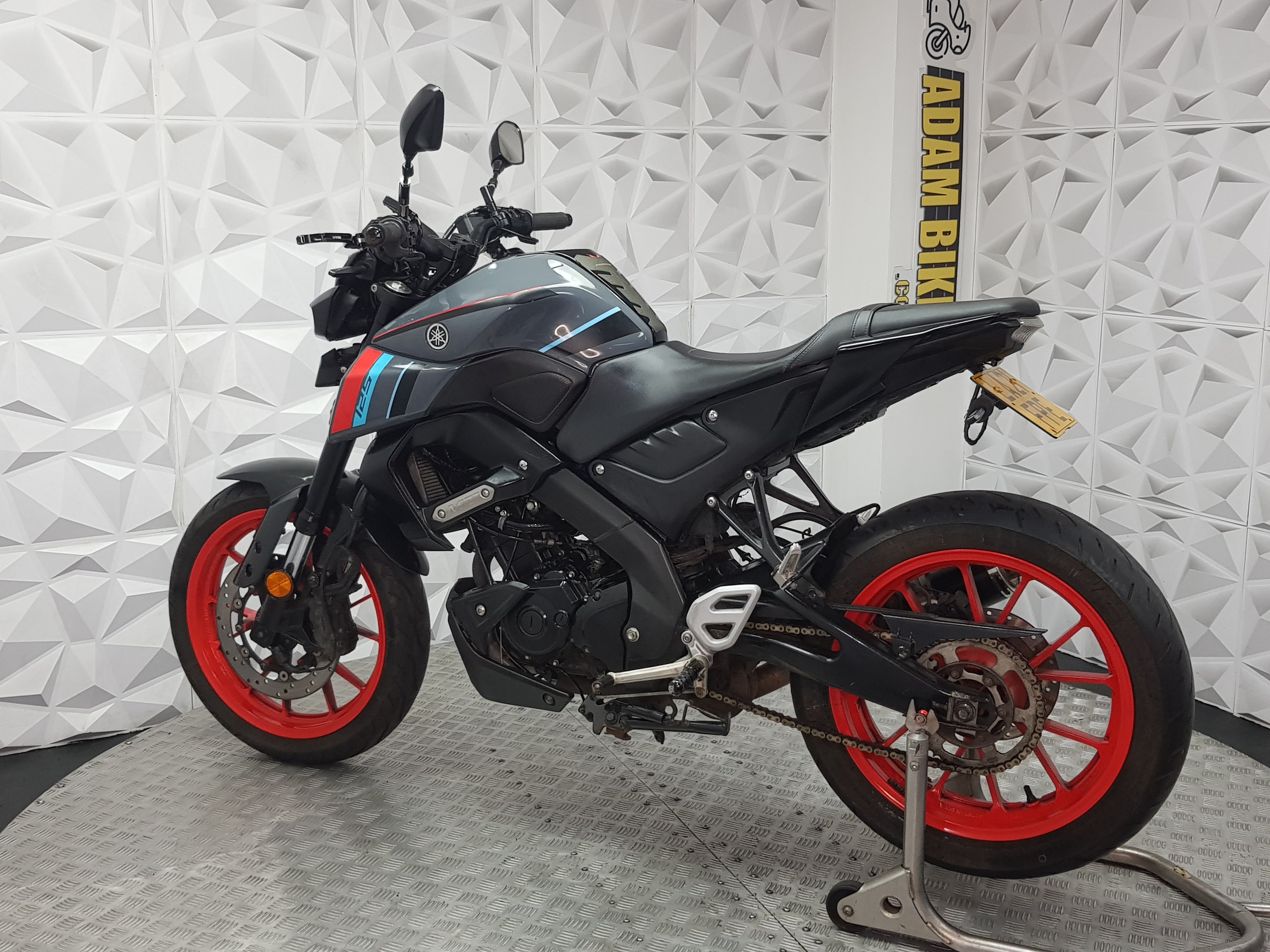 2021 YAMAHA MT125 ABS