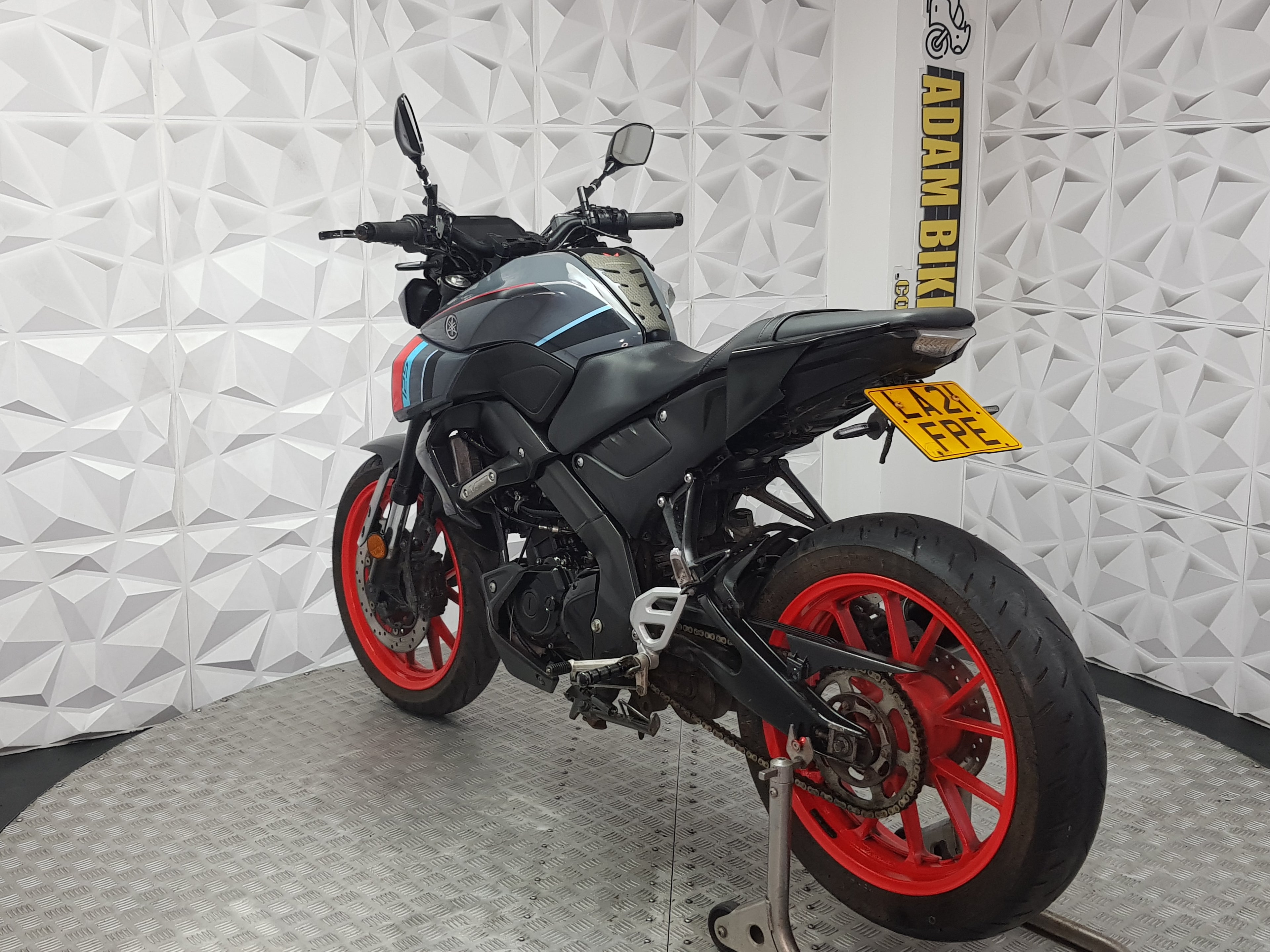 2021 YAMAHA MT125 ABS