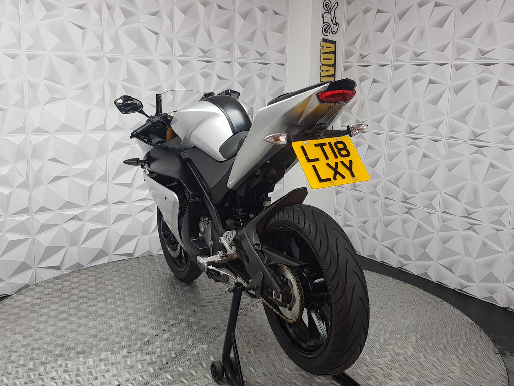 2018 YAMAHA YZF R125 ABS