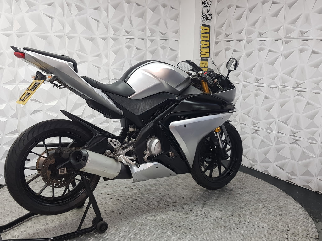 2018 YAMAHA YZF R125 ABS