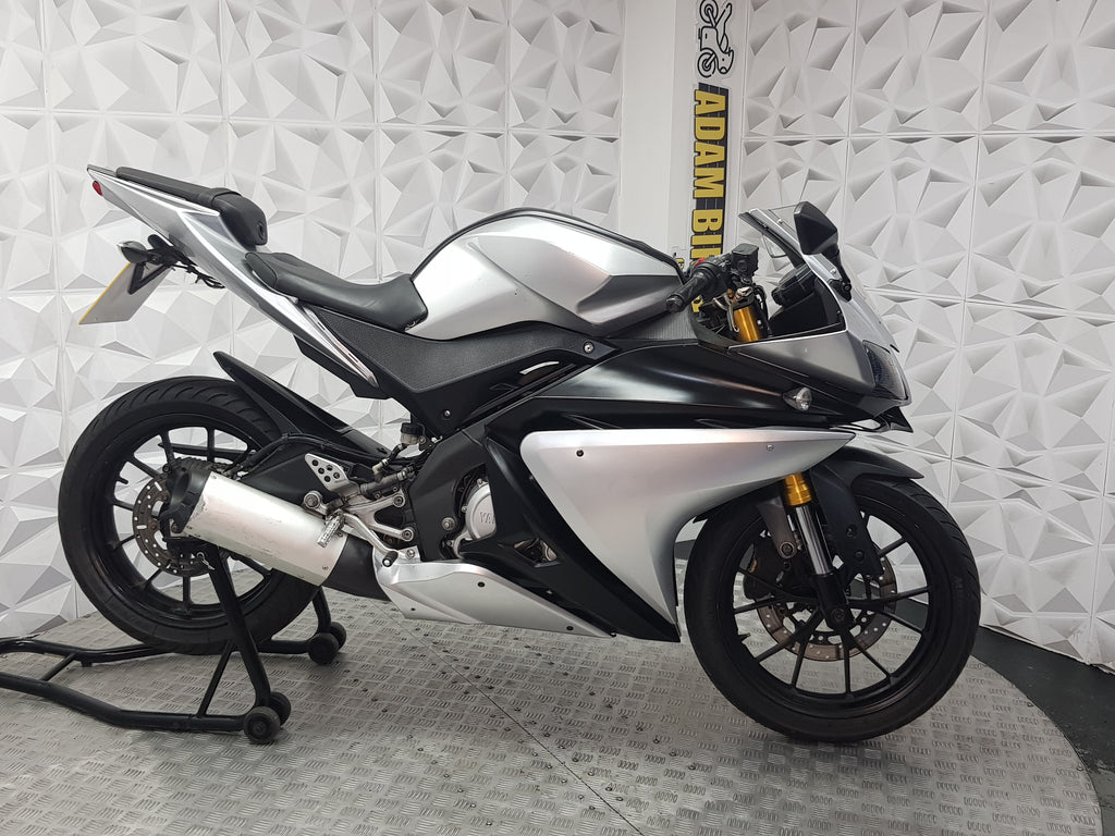 2018 YAMAHA YZF R125 ABS